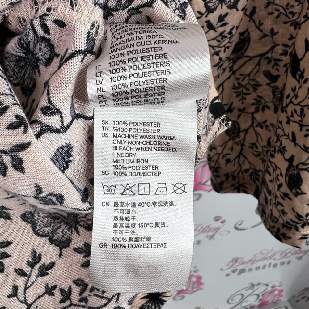 H&M button up long sleeve owls birds butterfly 🦋 Floral Print Women’s Top
