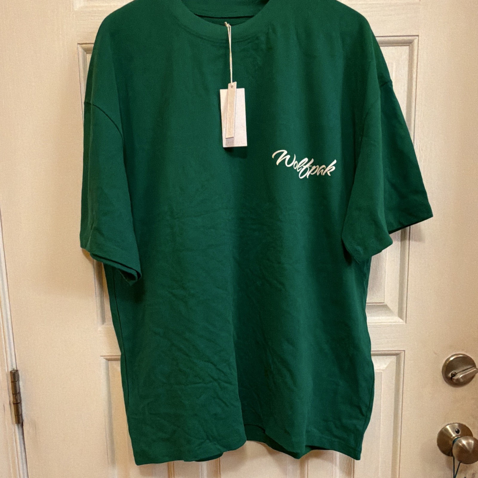 WOLFpak Men’s Green/White Graphic Logo Crew Neck Short Sleeve T-Shirt Size L-XL