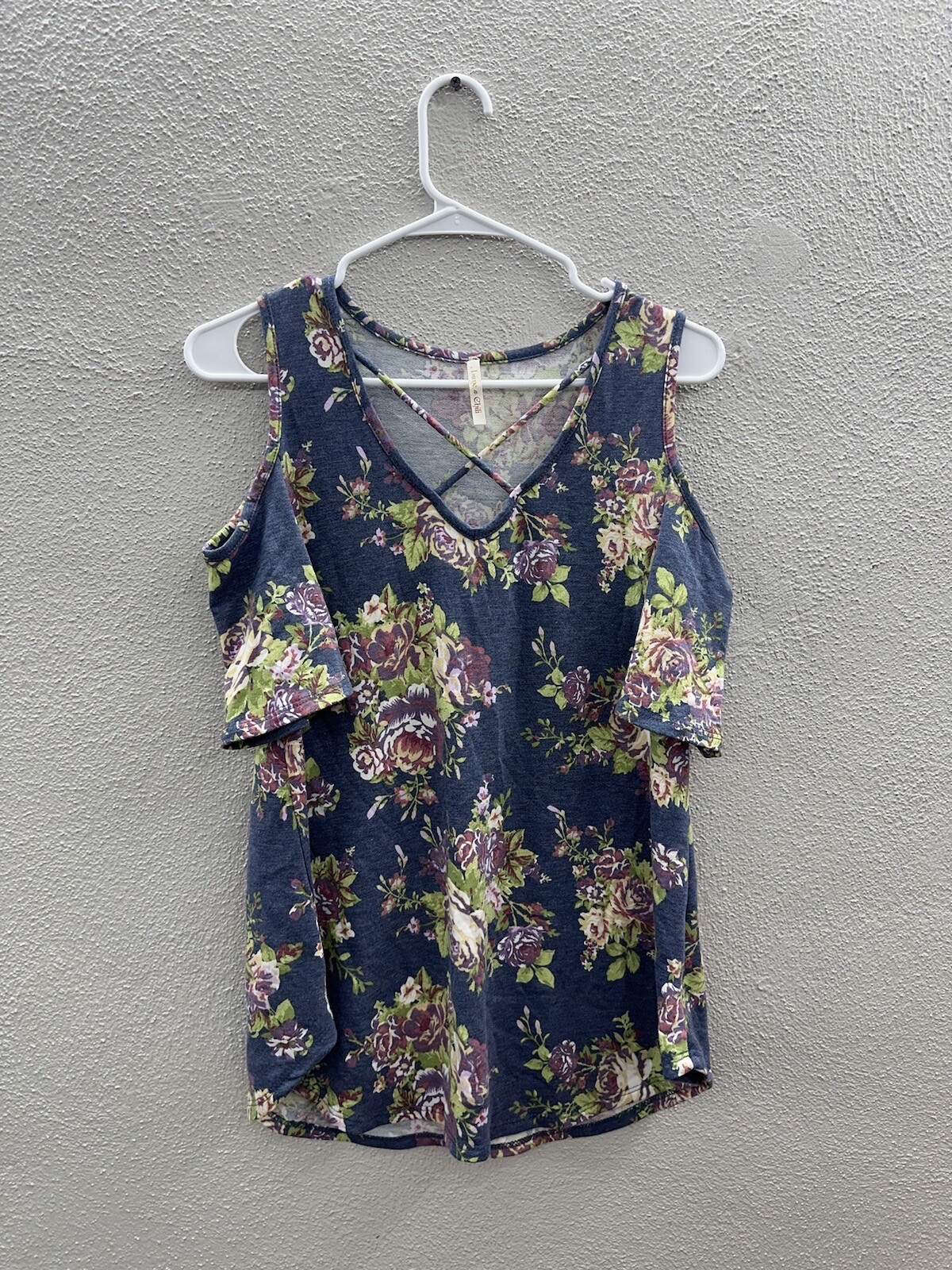Lime n Chili Womens Shirt Size Small Blue Floral Col Shoulder Strappy Chest
