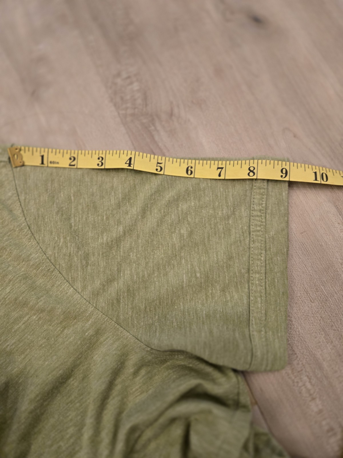 Banana Republic Vintage Wash Men’s Polo Light Olive Green Size M Pre-owned