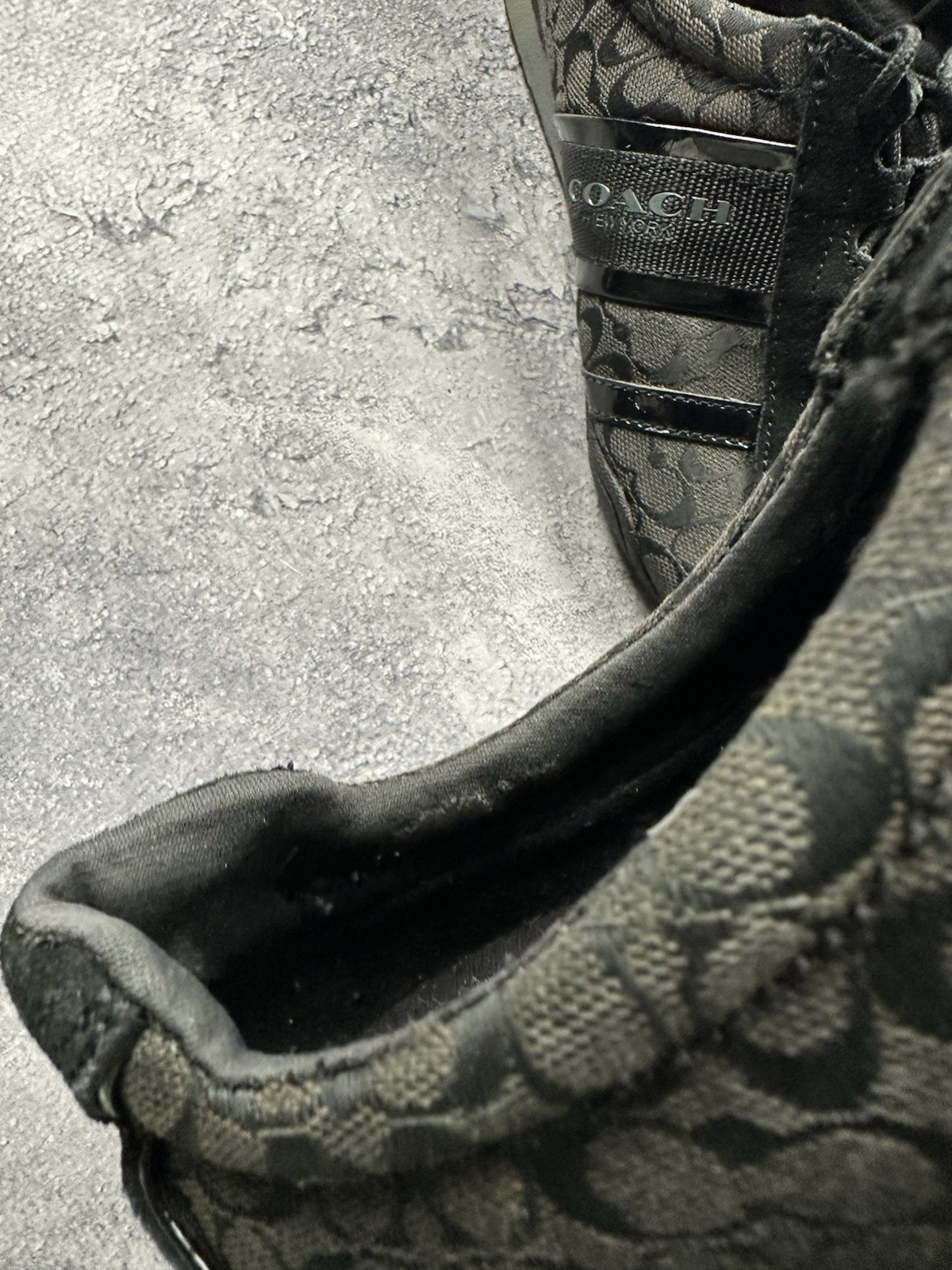 Coach Monogram CC Logo Low Top Suede Sneaker Shoes Old Money Size 38 / 8