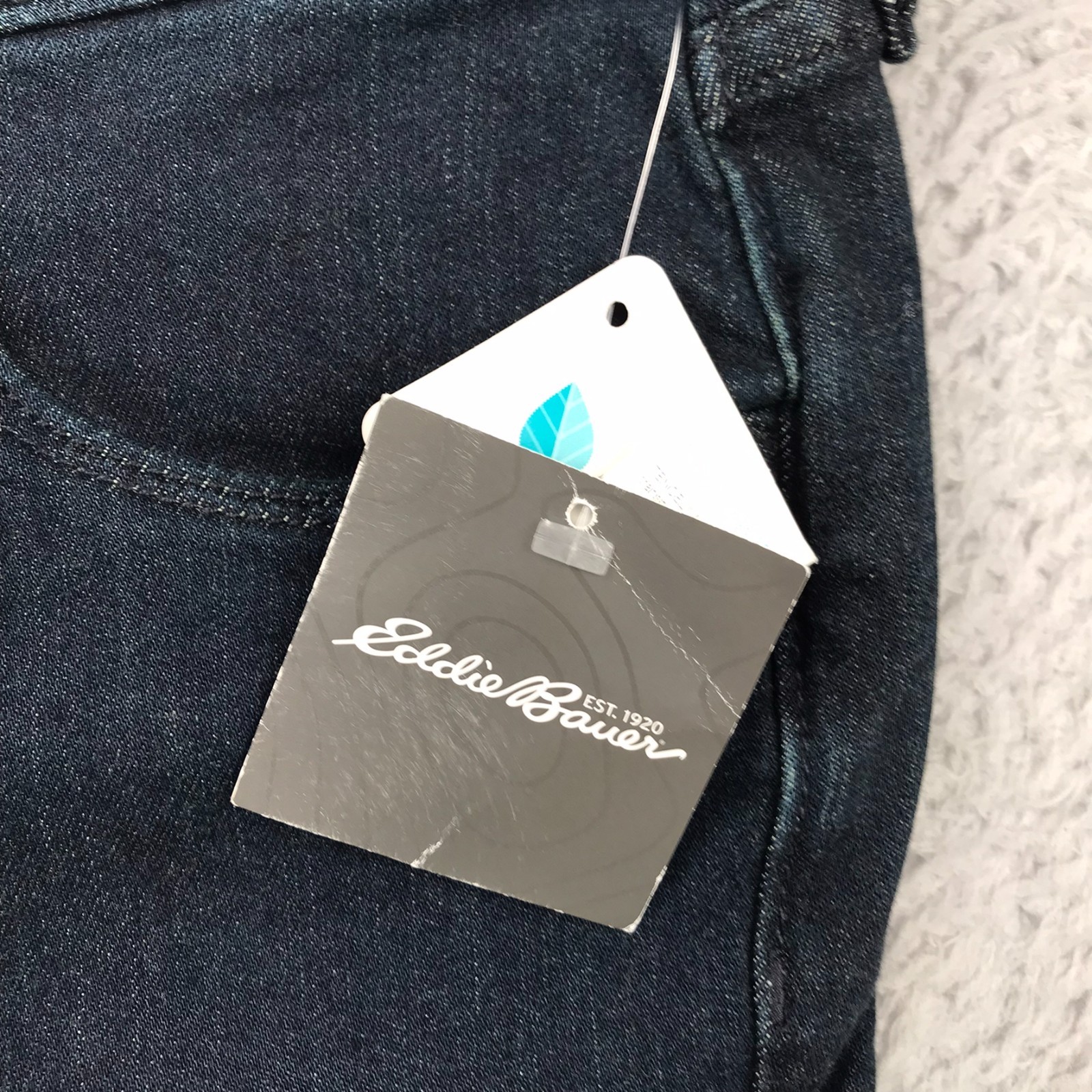 Eddie Bauer Jeans Womens 12 (33×27) Blue Slightly Curvy Skinny Stretch Denim NEW