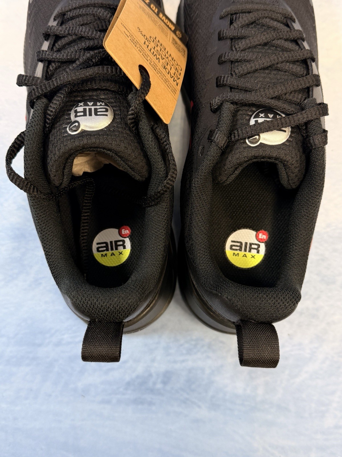Nike Air Max Nuaxis Sneakers Shoes Black/Red/ FD4329-010 Size 8.5 Men 10 Women