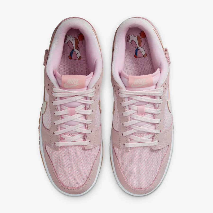 Nike Women’s Dunk Low Pink Teddy Bear DZ5318-640 Women’s Size