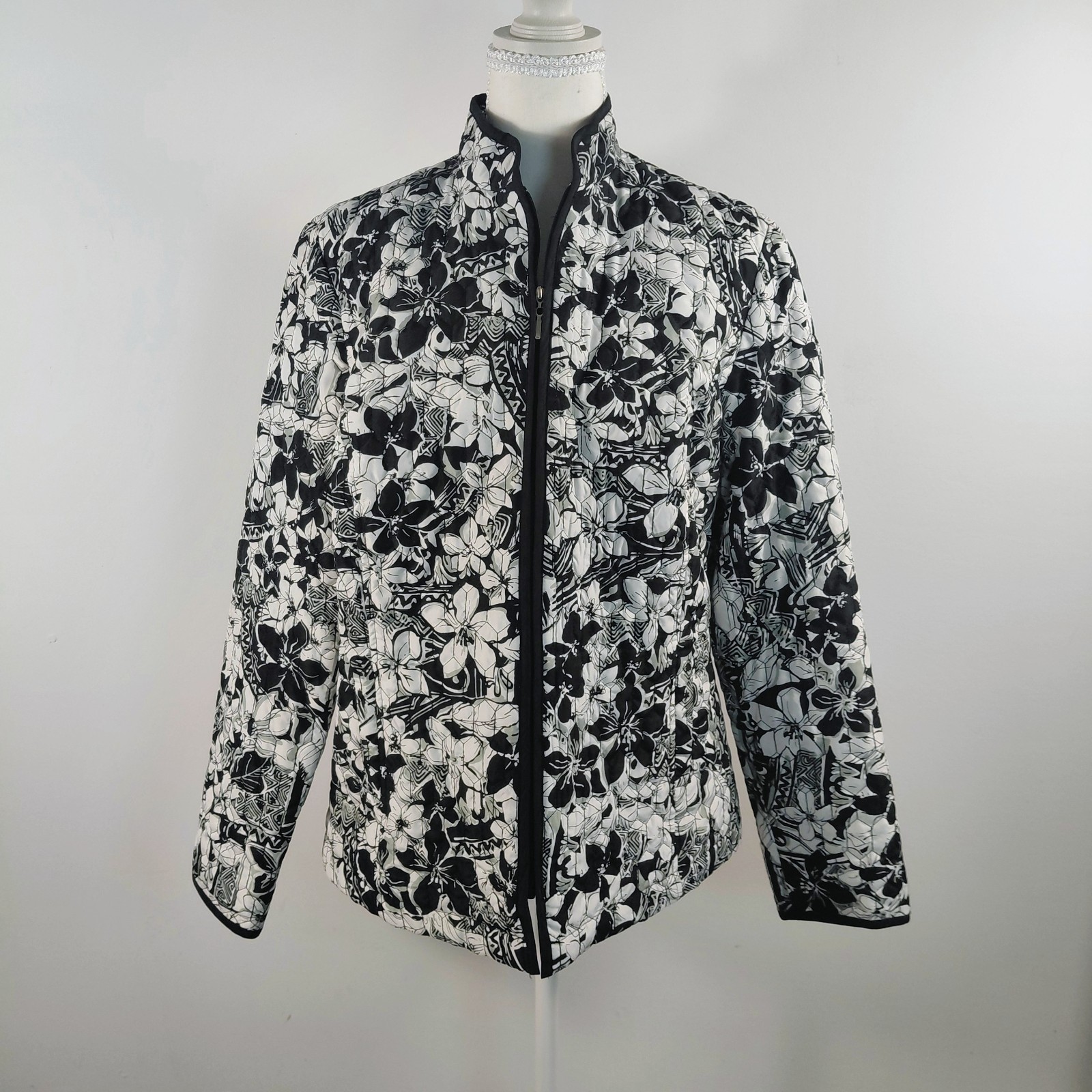 Requirements Floral Quilted Zipper Jacket M Bold Botanical Whimsigoth Dark…