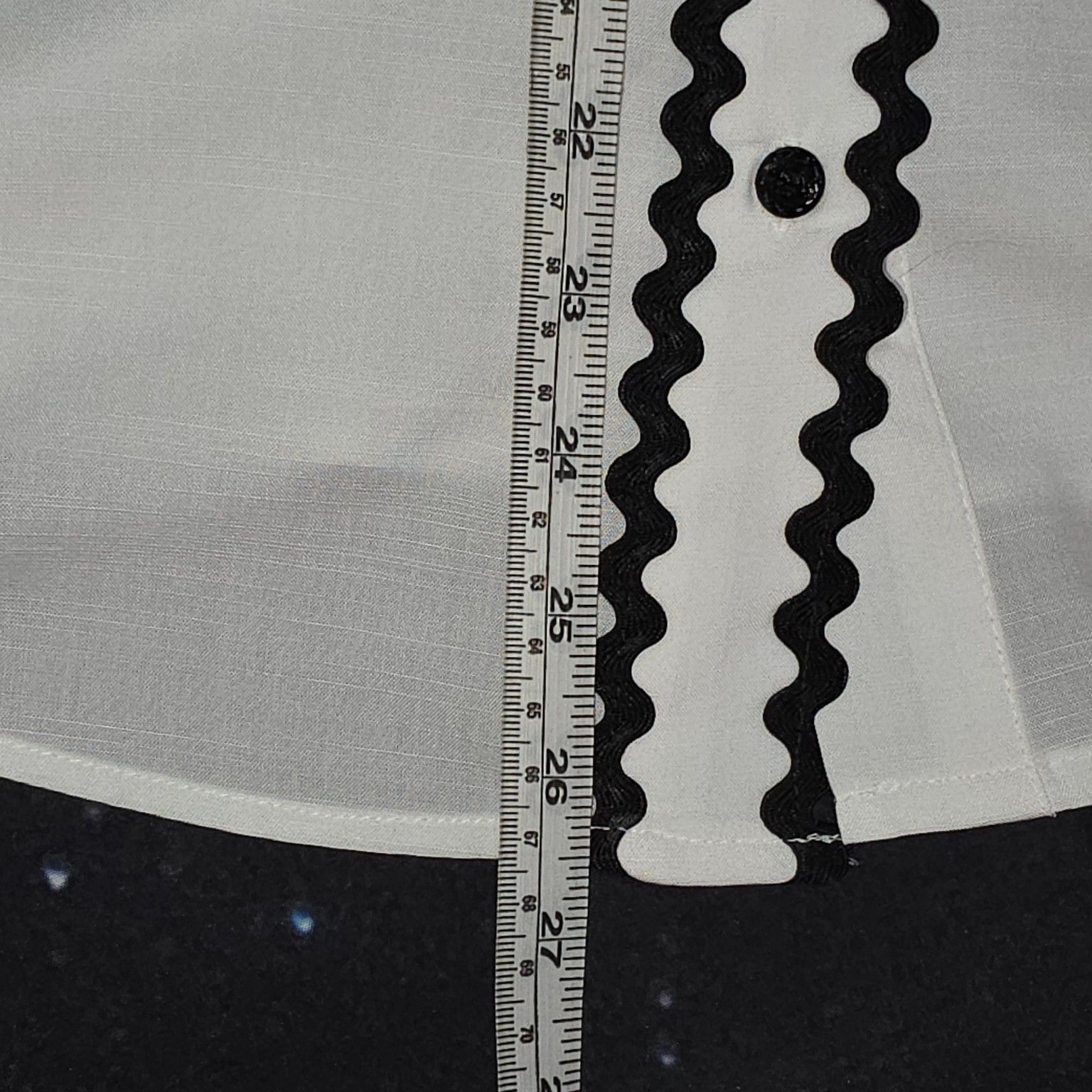 Karl Lagerfeld Paris S White Black Ric Rac Trim Button Blouse NWT MSRP $109