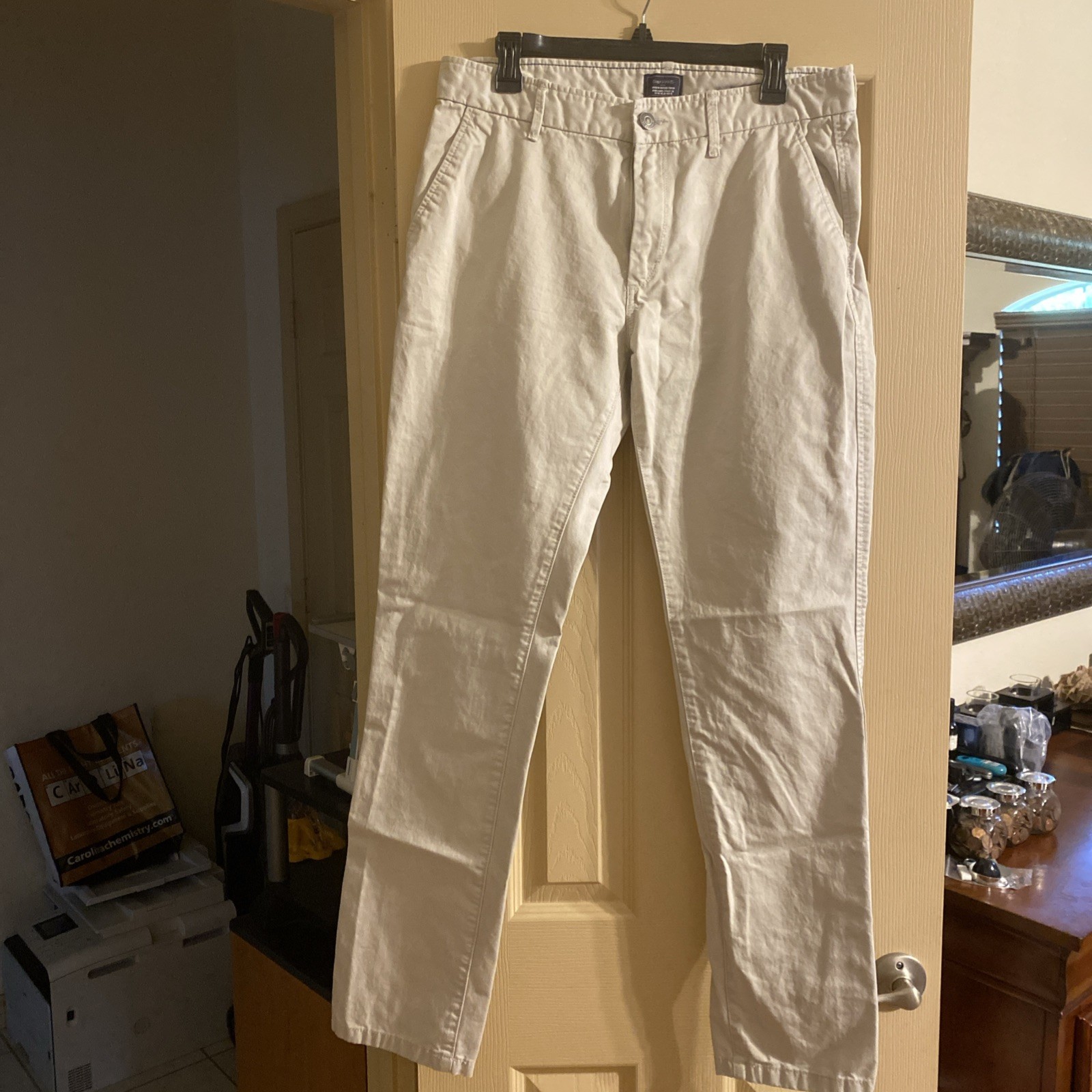 Gap Khakis Lived-In Tapered Khaki Pants Men’s 32×34 Beige Chinos NWOT