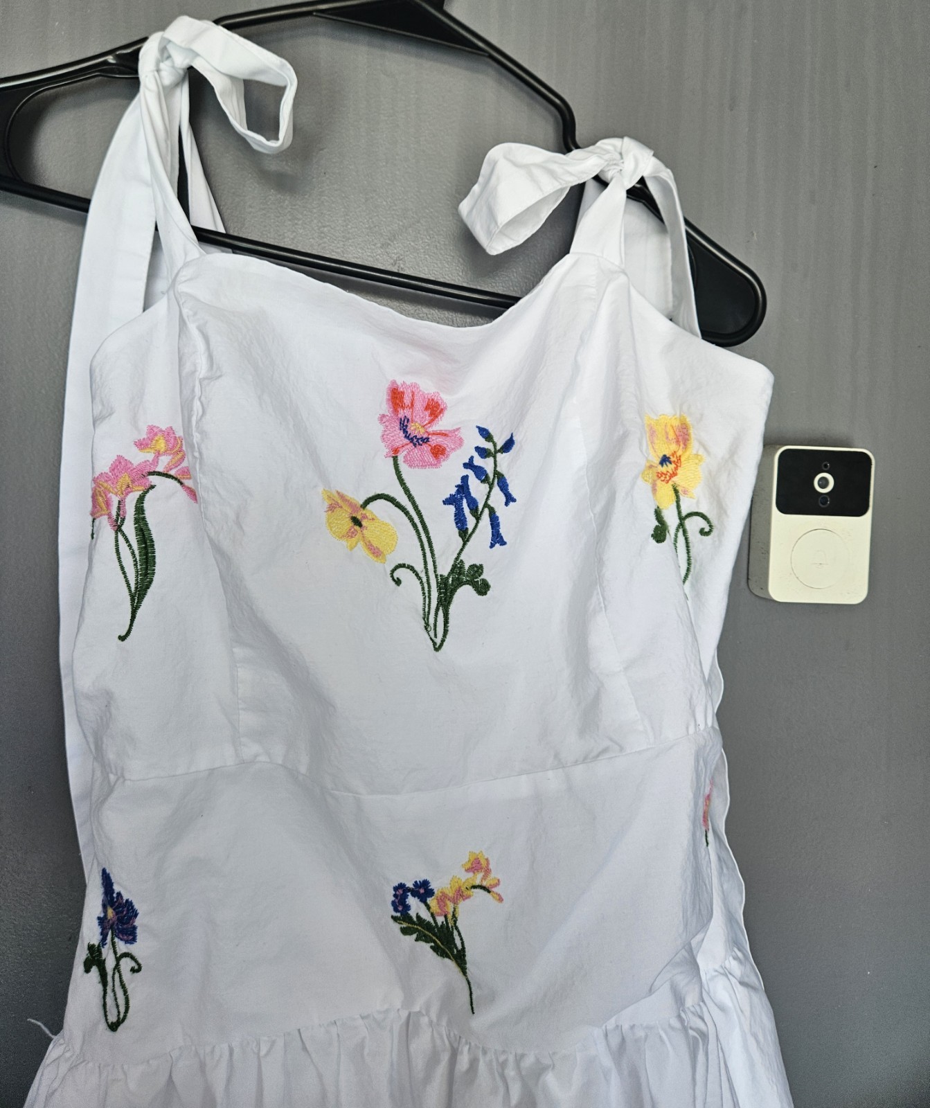 Free Assembly White Floral Embroidered Smocked Tie Strap Midi Dress XS