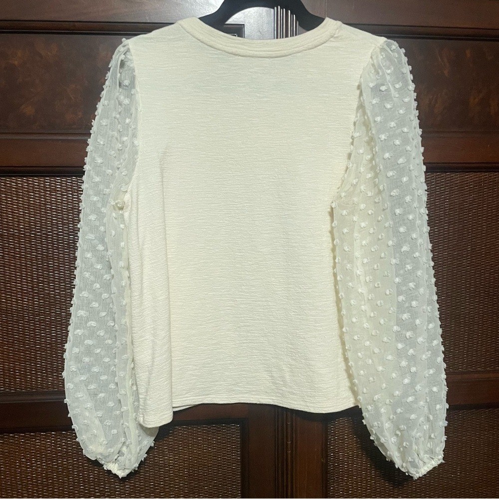 Anthropologie Maeve Textured Long Sleeves Ivory Top Blouse Size M Romantic