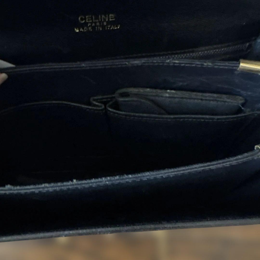 Celine Vintage shoulder bag Horse Carriage Leather Black Gold Hardware flap