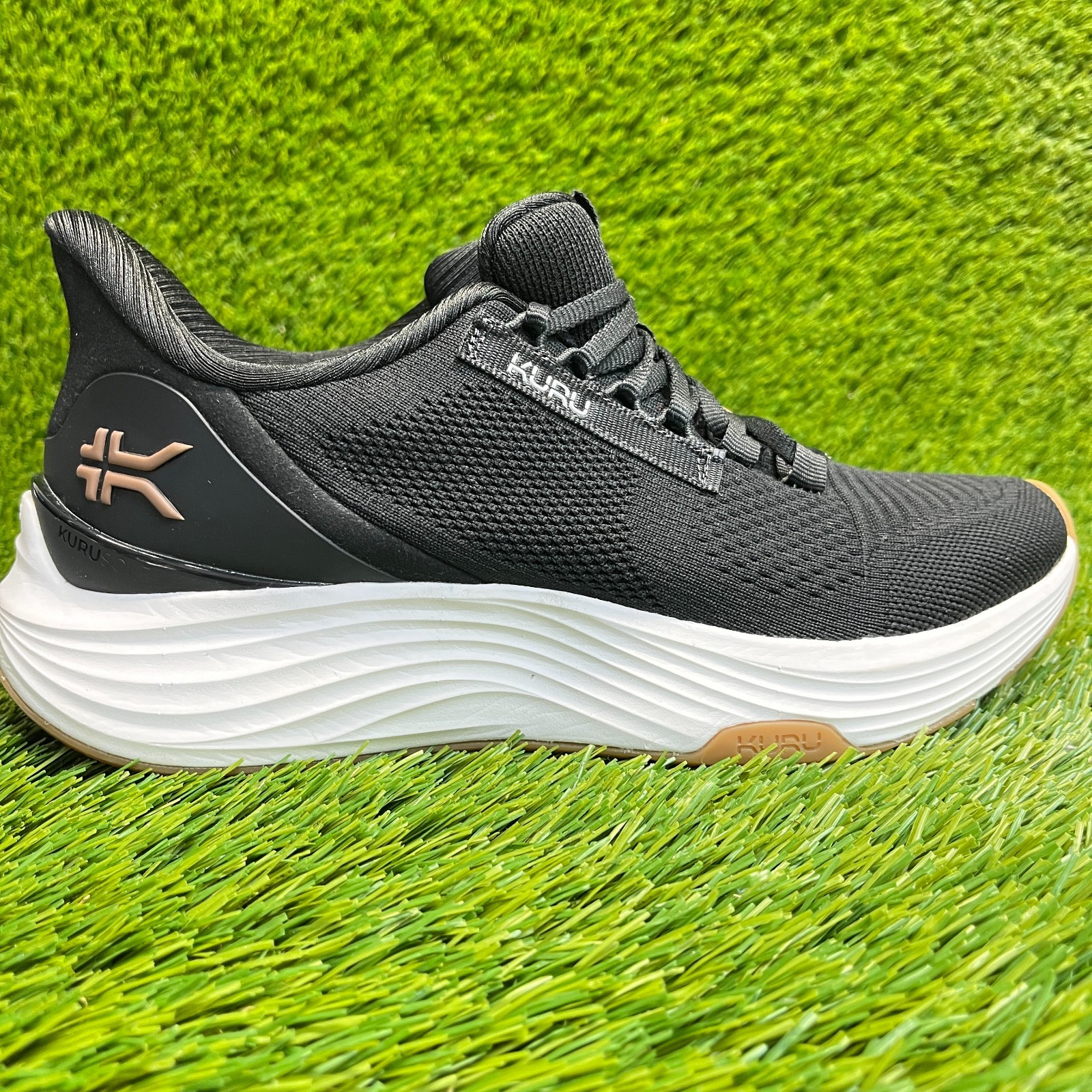 Kuru Atom 2 Womens Size 8.5D Black White Athletic Running Walking Shoes Sneakers