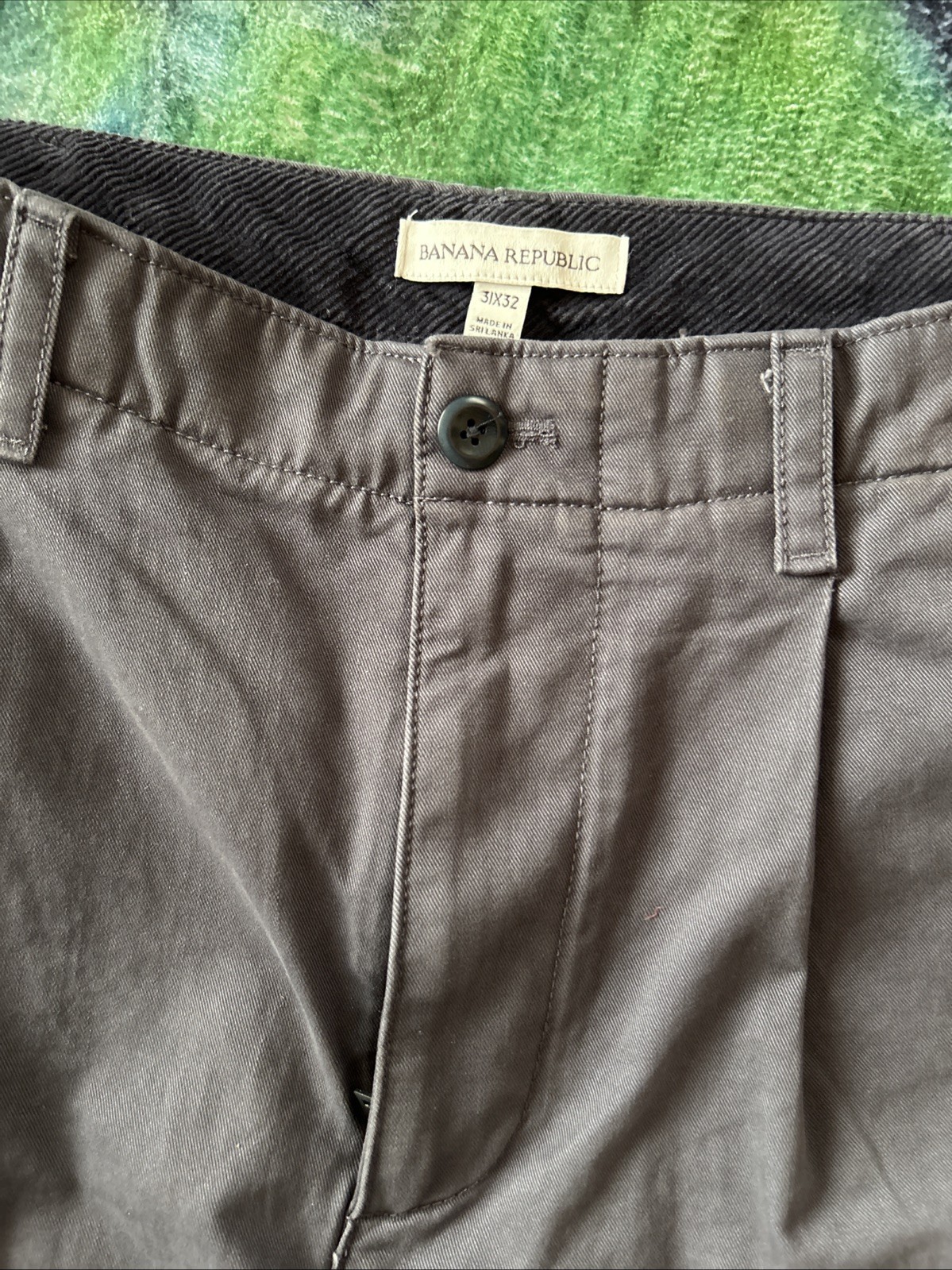 Pleated Navy Gray Banana Republic Chinos Size 31×32 Loose Fit Pants Men’s