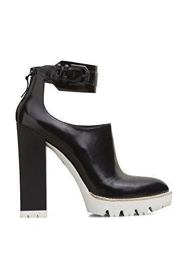 WOMEN’S OTTO POLISHED-LEATHER LUG-SOLE BOOTIE By KENNETH COLE US Size 5 (CM 21.6