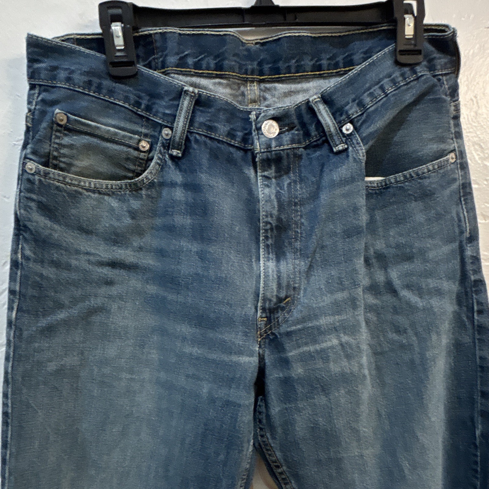 Levi’s Men’s Relaxed Fit Mid Rise Medium Wash Cotton Denim Straight Jeans