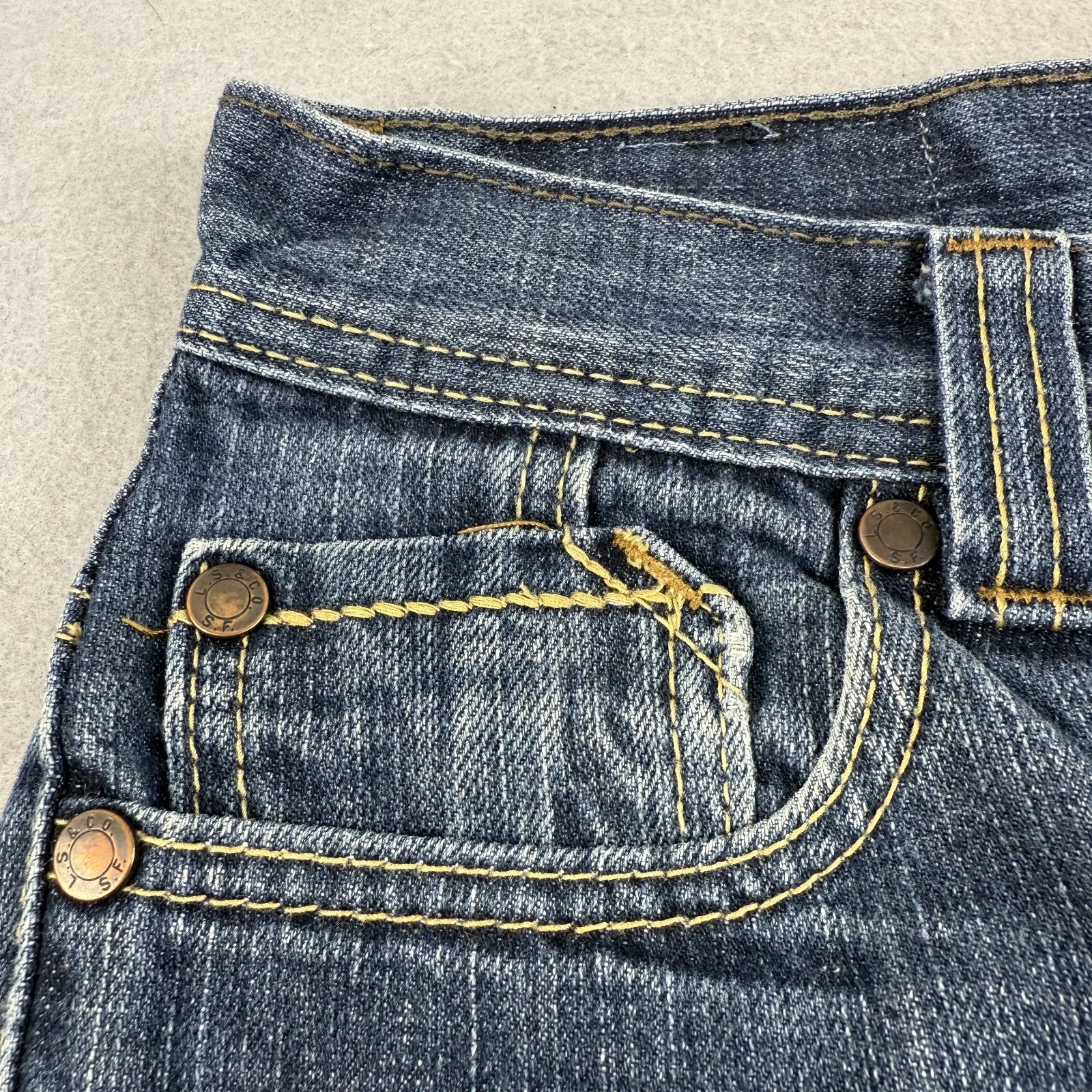 Vintage 2010 Levi’s 511 Skinny Jeans 30×30 Zipper Back Pocket Rare