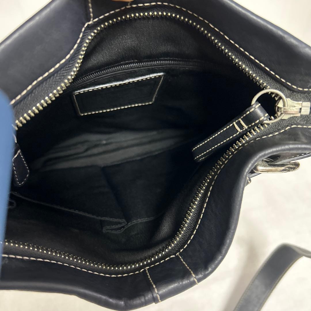 Coach Black Leather Shoulder Bag 10.6 inch Damaged Metal Zippers