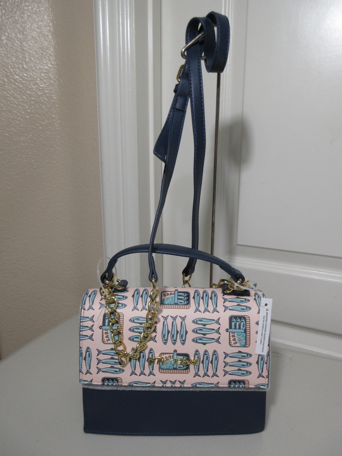 BETSY JOHNSON SARDINES SHOULDER BAG XOMYLO2 BLUE MULTI NWT