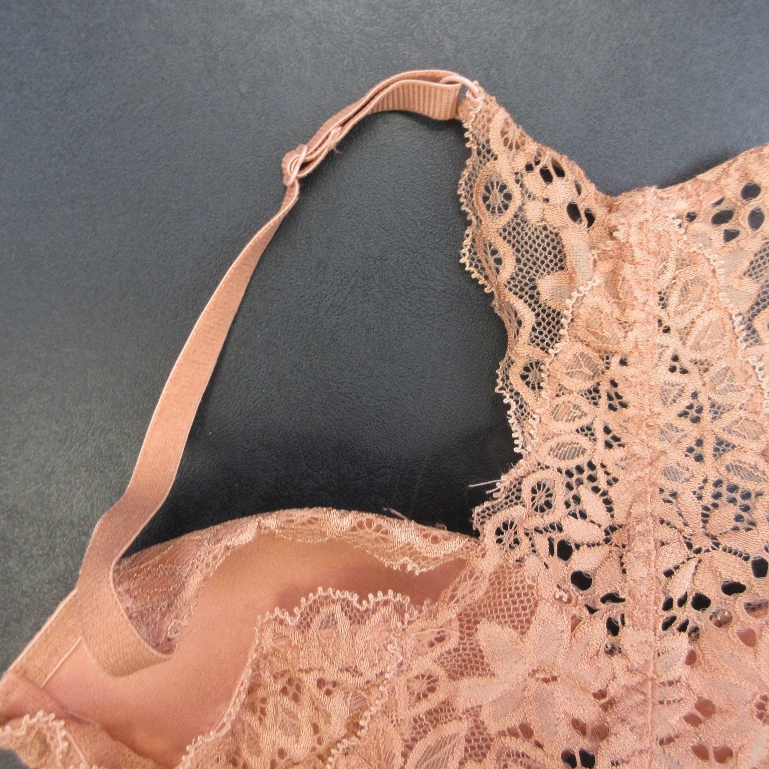 auden Women’s 32B Blush Pink Lace Push Up Racerback Underwire Bra