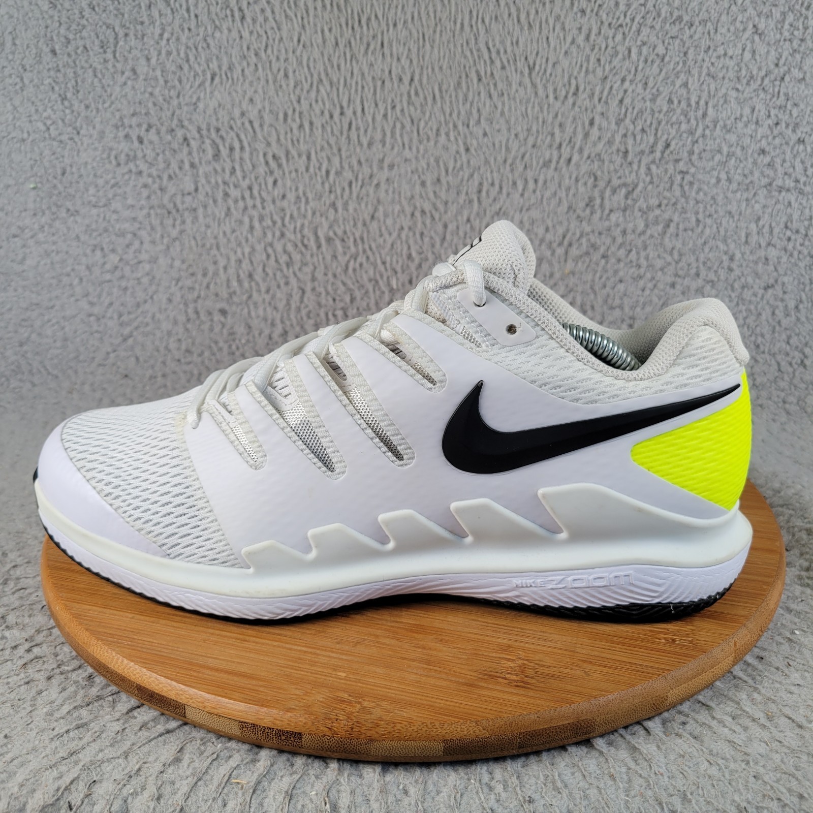 Nike Zoom White Black Tennis Shoes AH9066-101 Men’s SIZE 10 Athletic