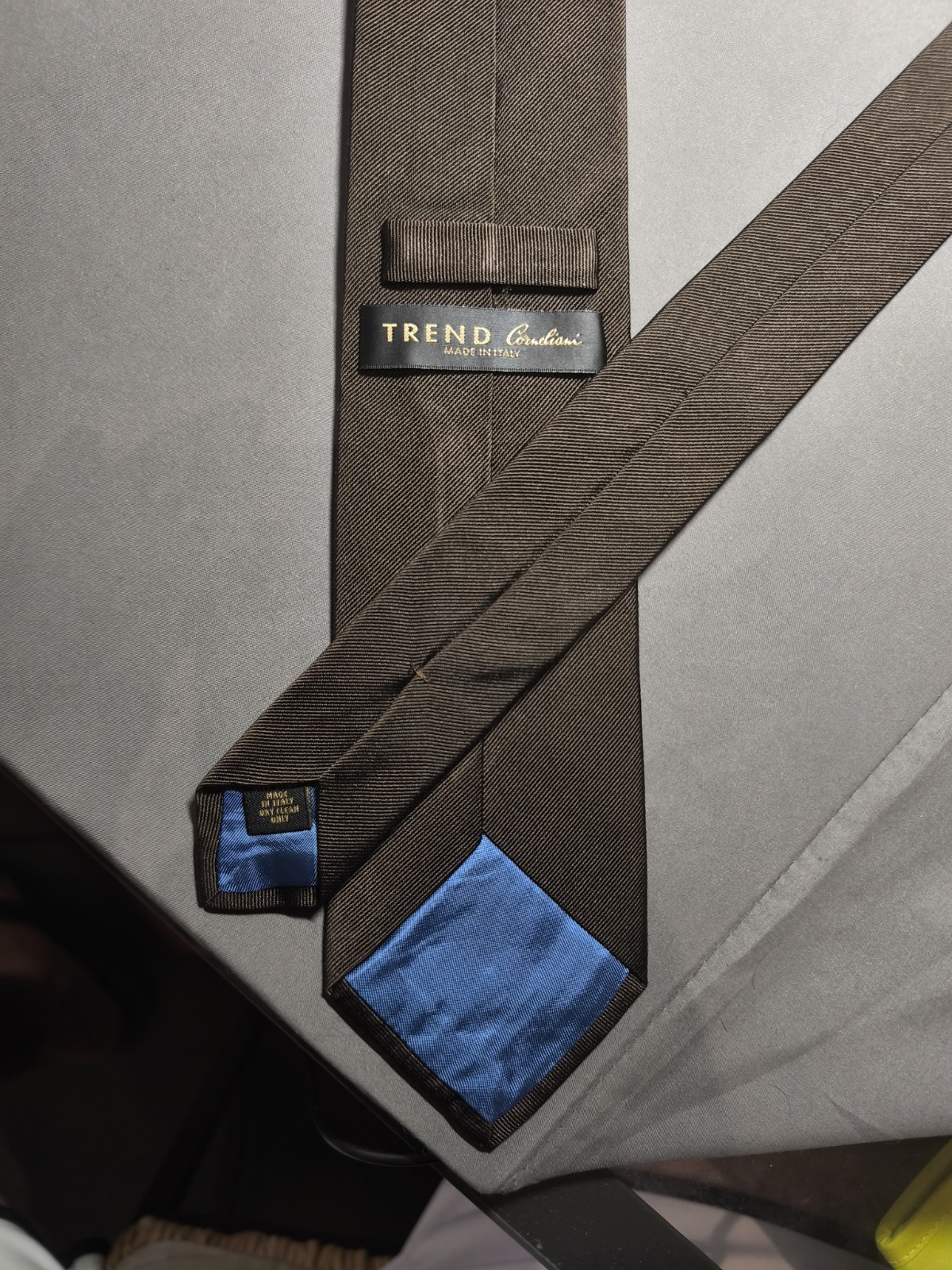 Corneliani Trend – Brown Solid Color Silk Tie Made in Italy