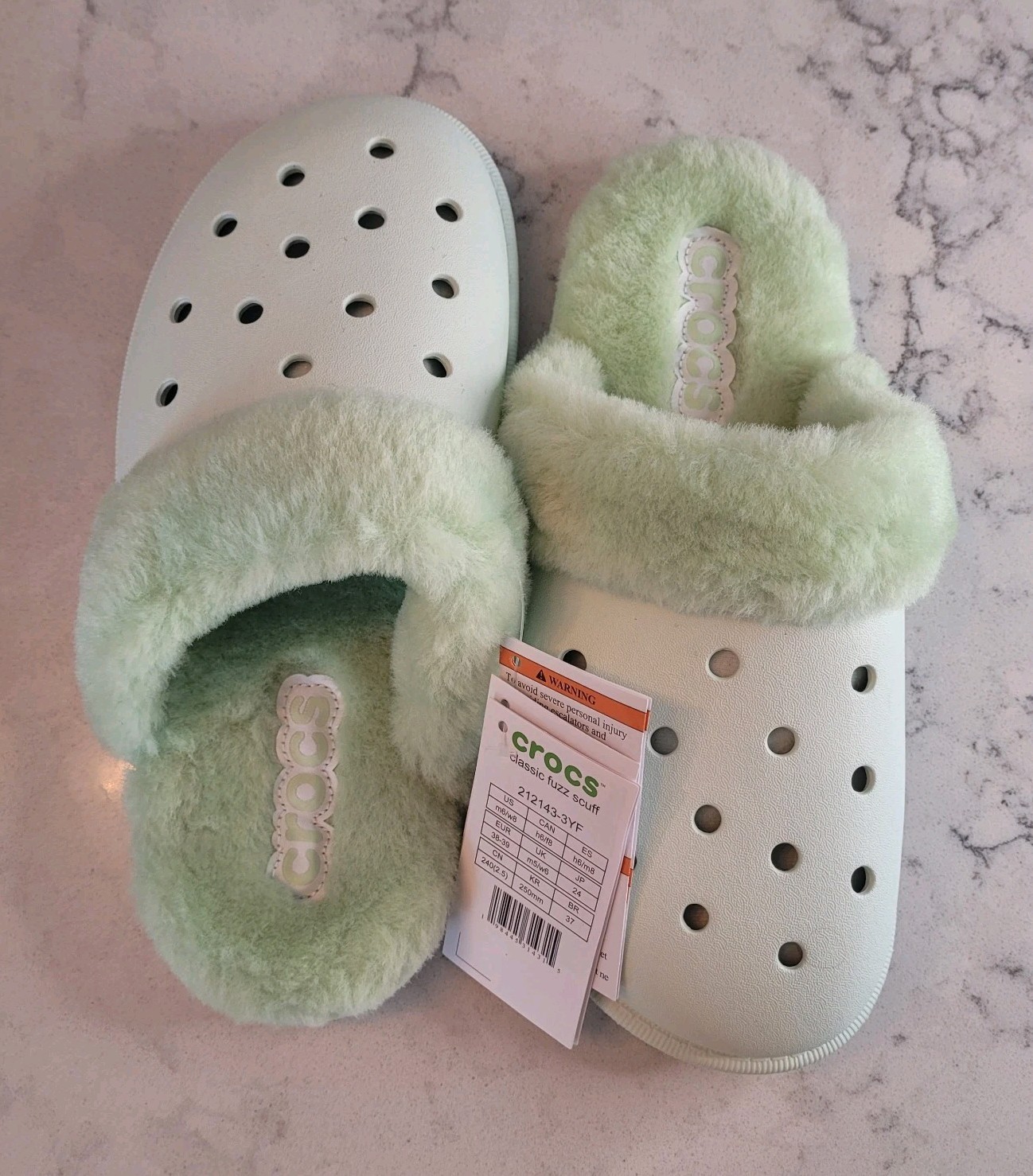 Crocs Classic Fuzz Scuff Slippers US M6/W8 EUR 38-39 Light Green
