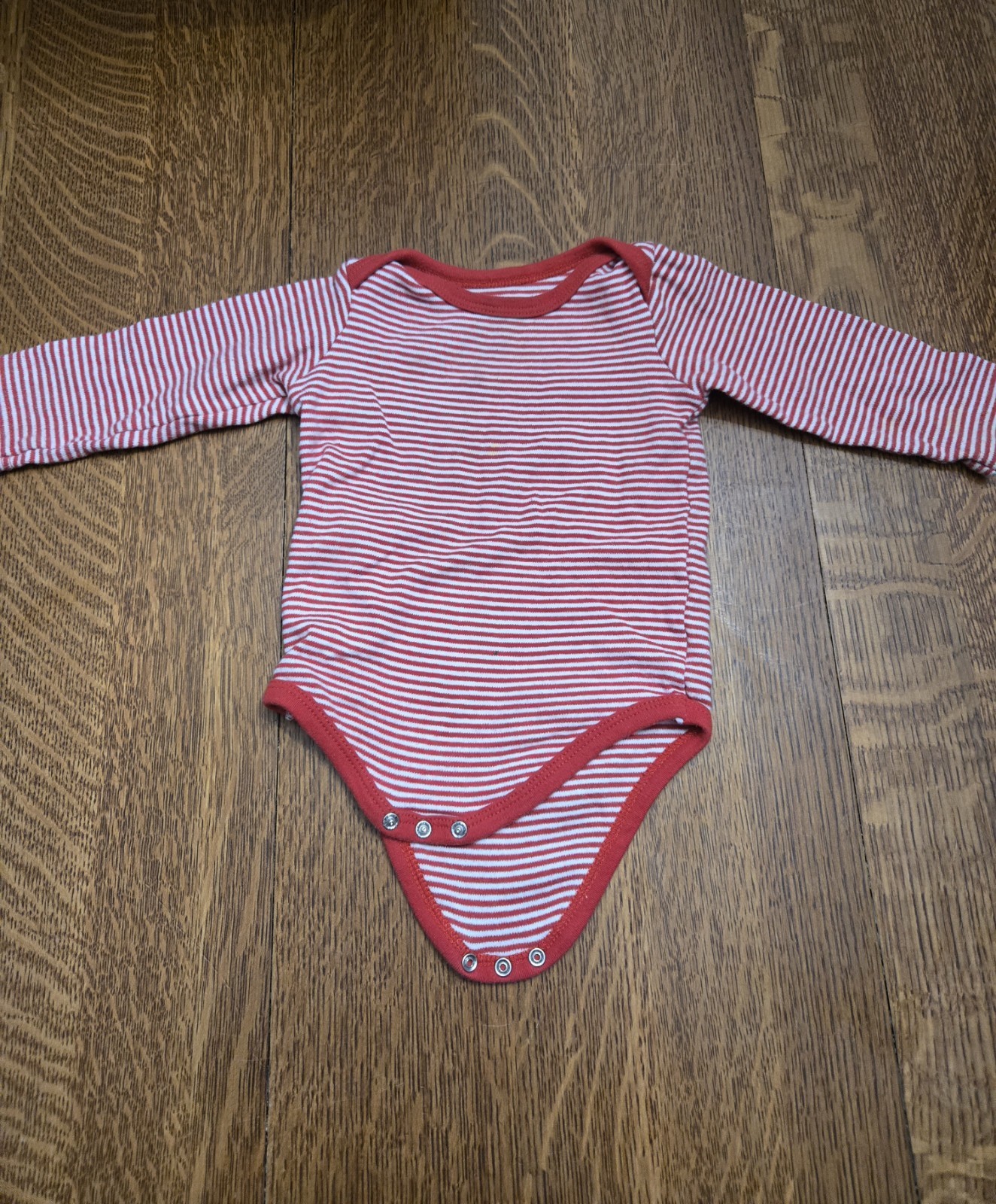 5 piece 9 Month Christmas Baby Bodysuit Clothing Lot.
