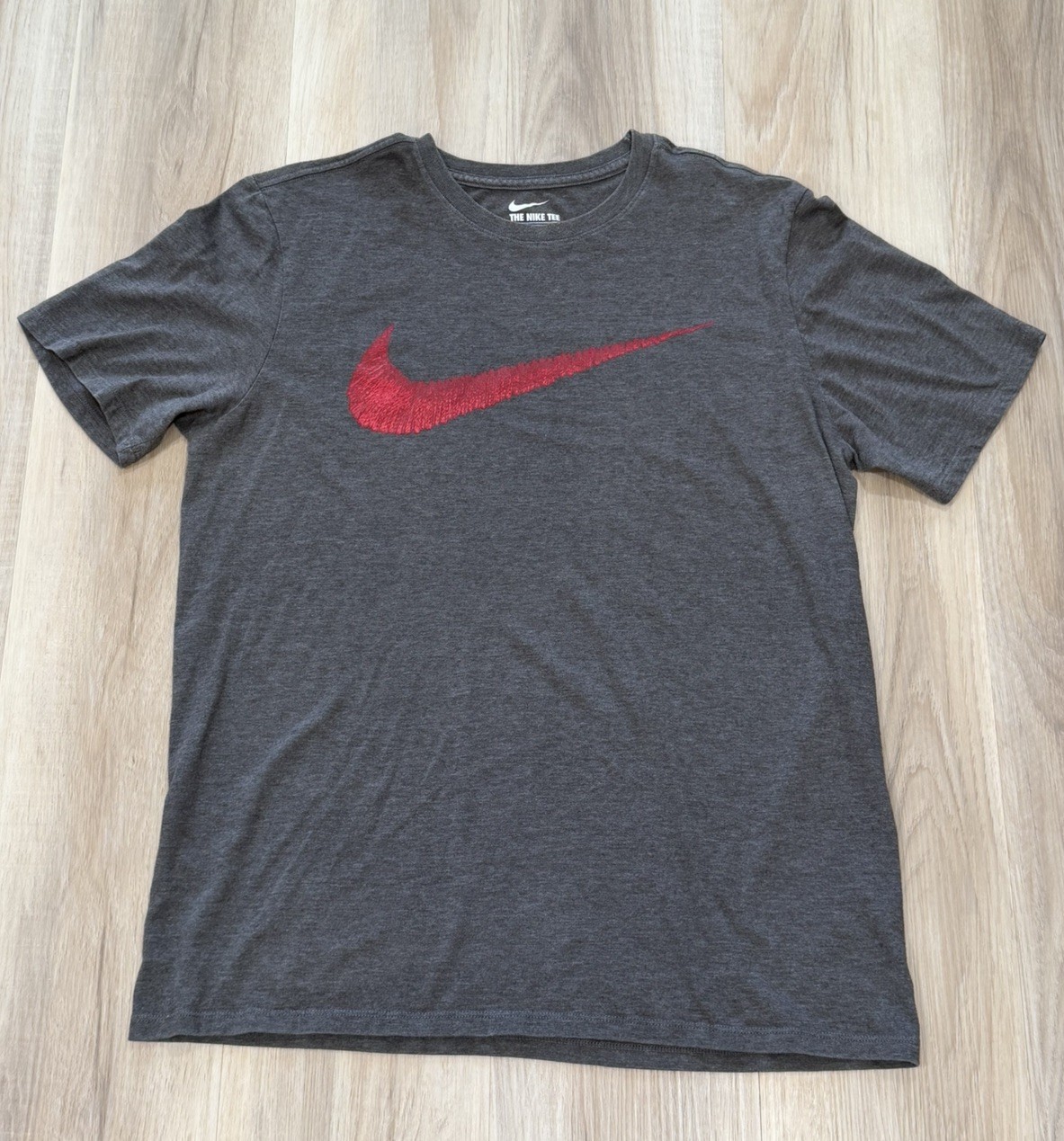 Nike Men’s Sportswear T-Shirt Active Short Sleeve Graphic Tee Sz Large