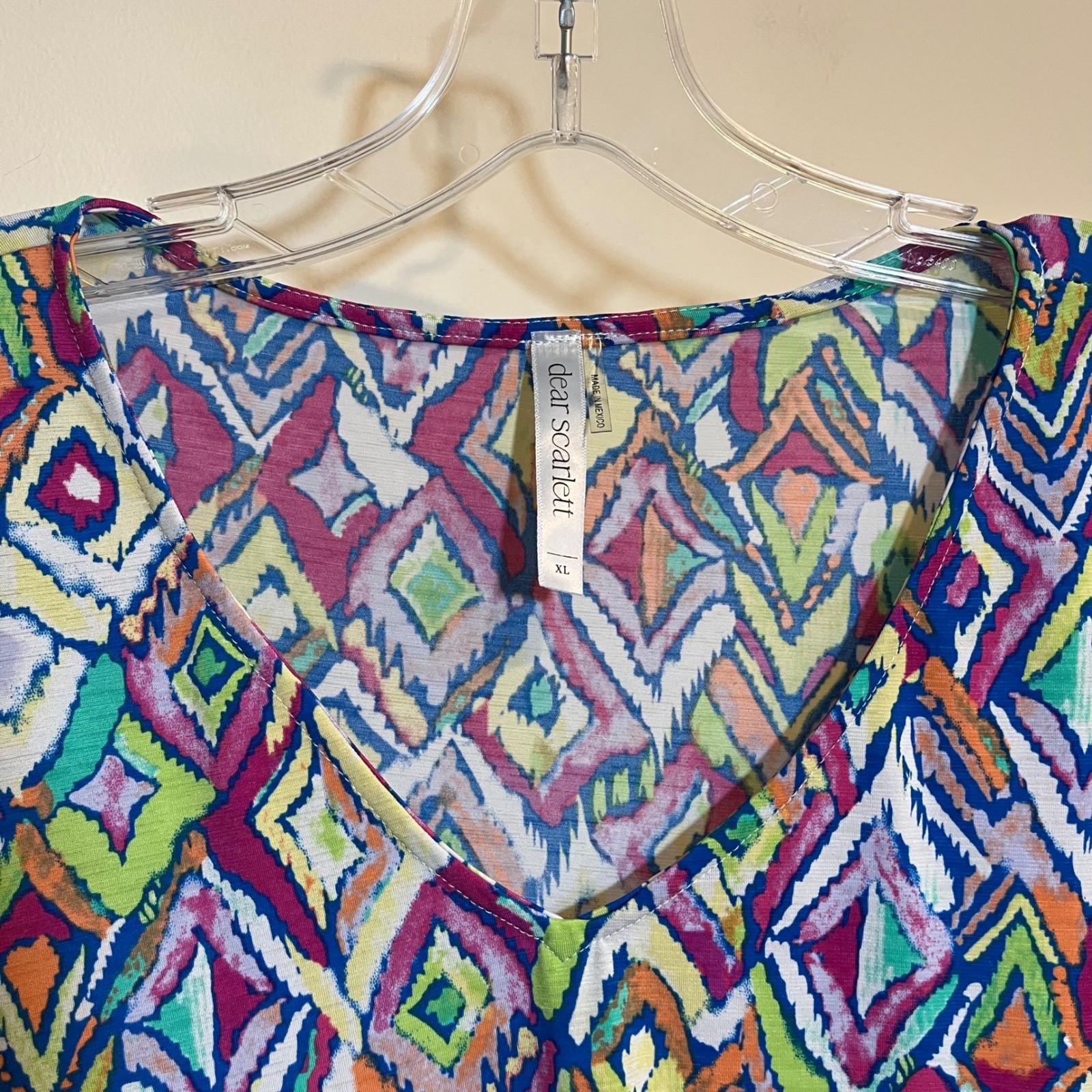 Dear Scarlett Top Shirt Blouse V Neck Batwing Bell Sleeve Multicolor XL