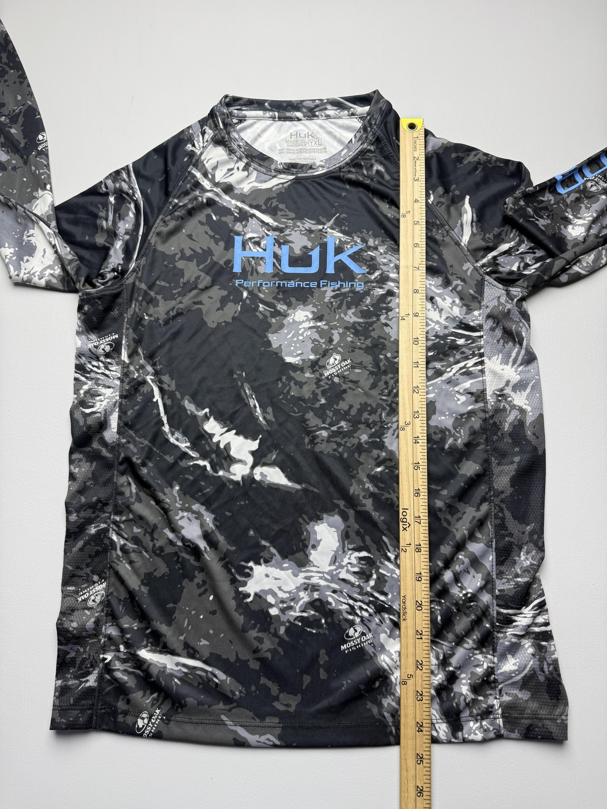 Huk Shirt Youth XL Gray Camo Long Sleeve Performance Fishing Moisture Wicking