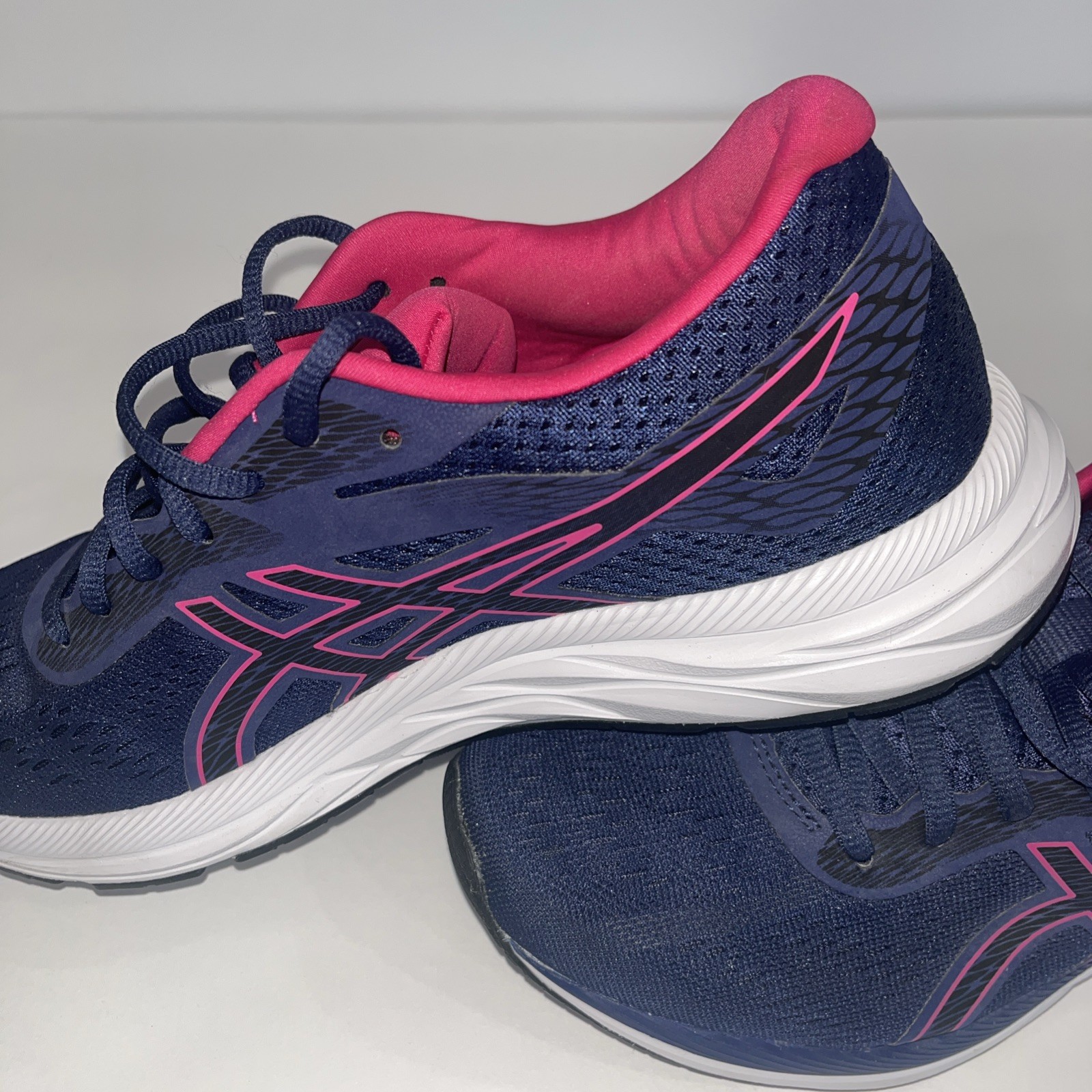 Asics Gel Excite 6 Running Shoes Women’s 9 Navy/Pink Sneakers 1012A150
