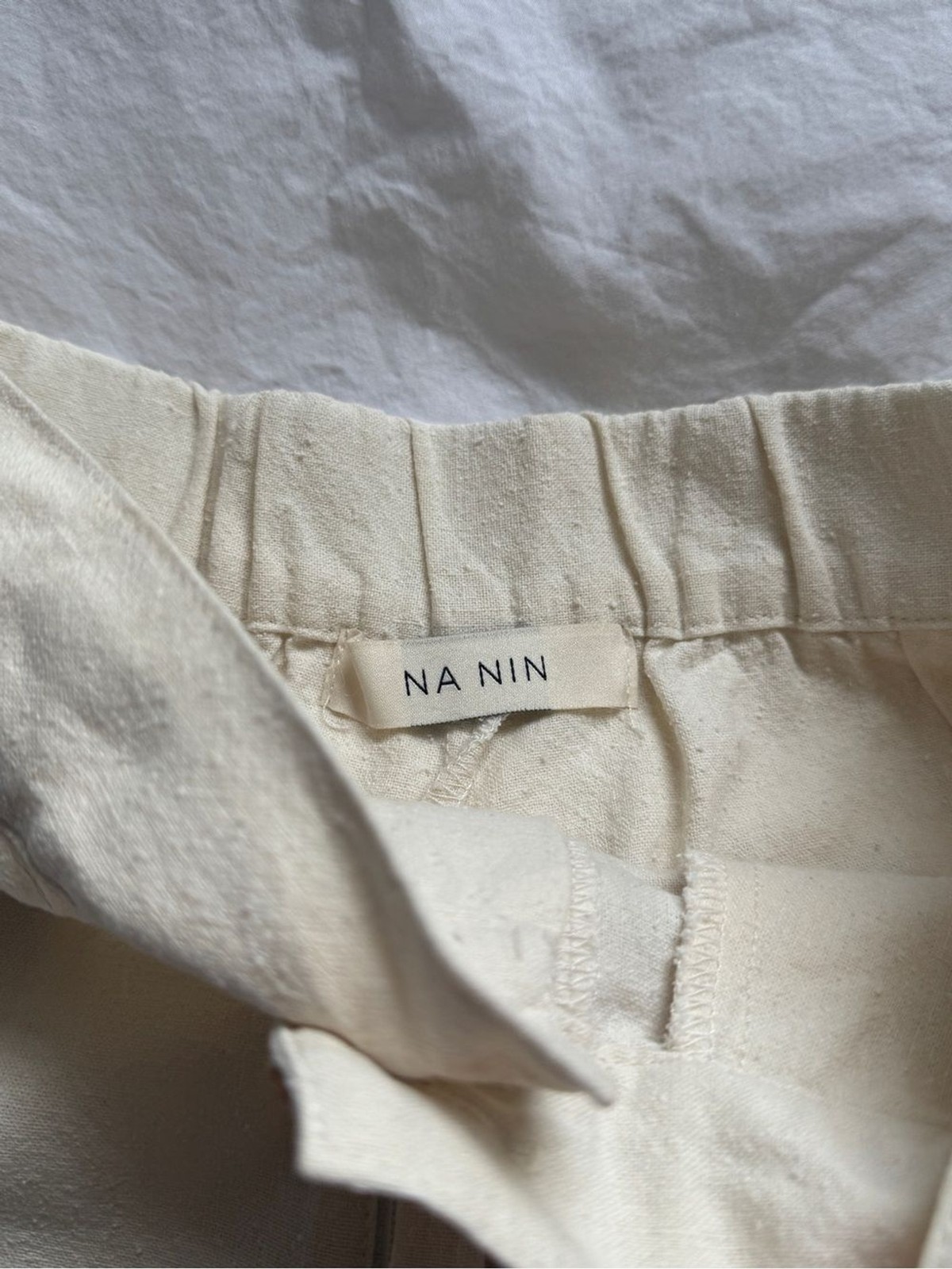 NA NIN Oliver Raw Silk Short Size Small