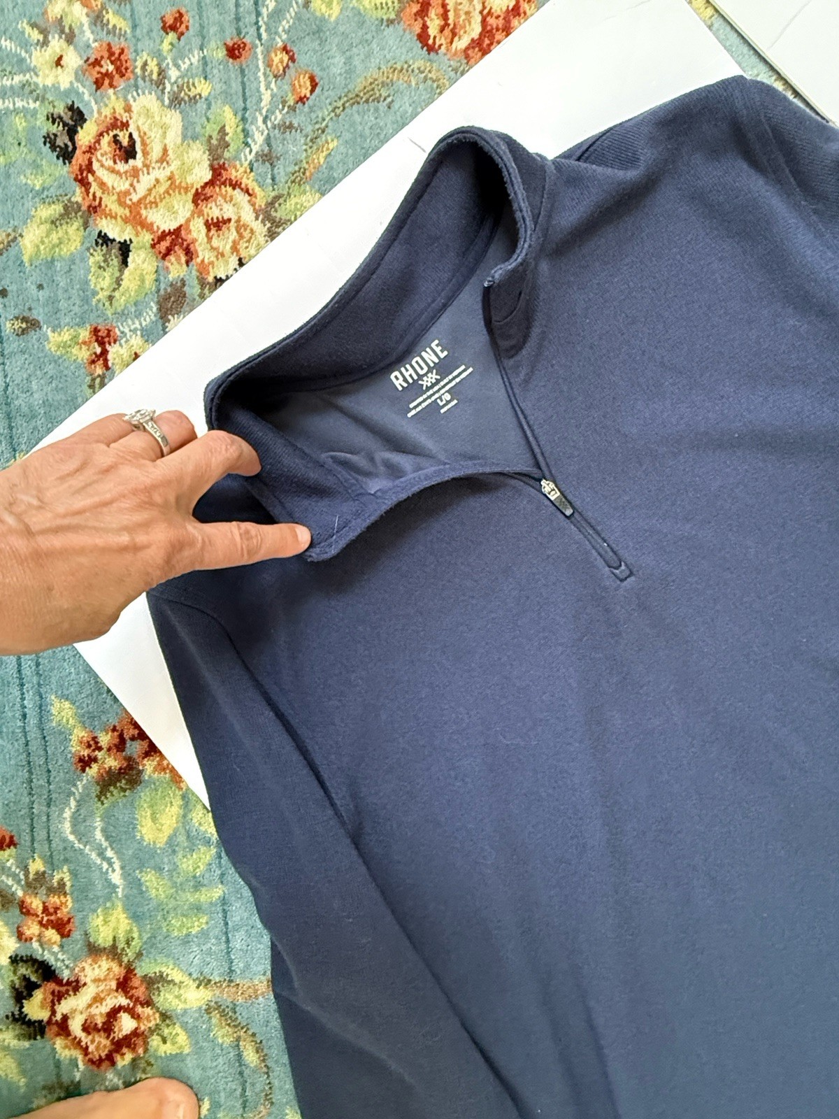 Rhône Mens L Blue 1/4 Sweater Pullover Size Large Soft Golf Hiking Walking