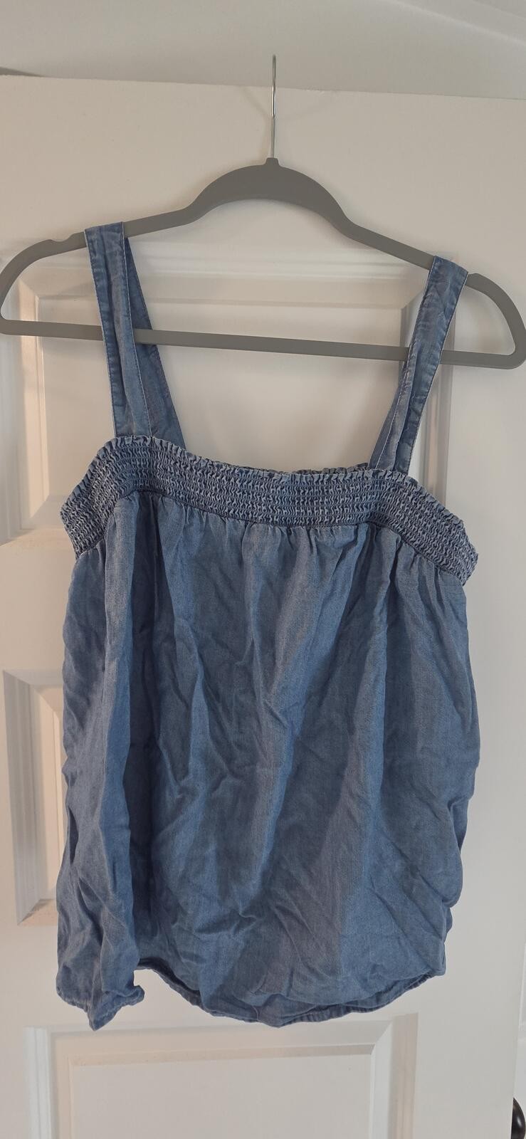 Old Navy Blue Smocked Spaghetti Strap Tank Top Size M