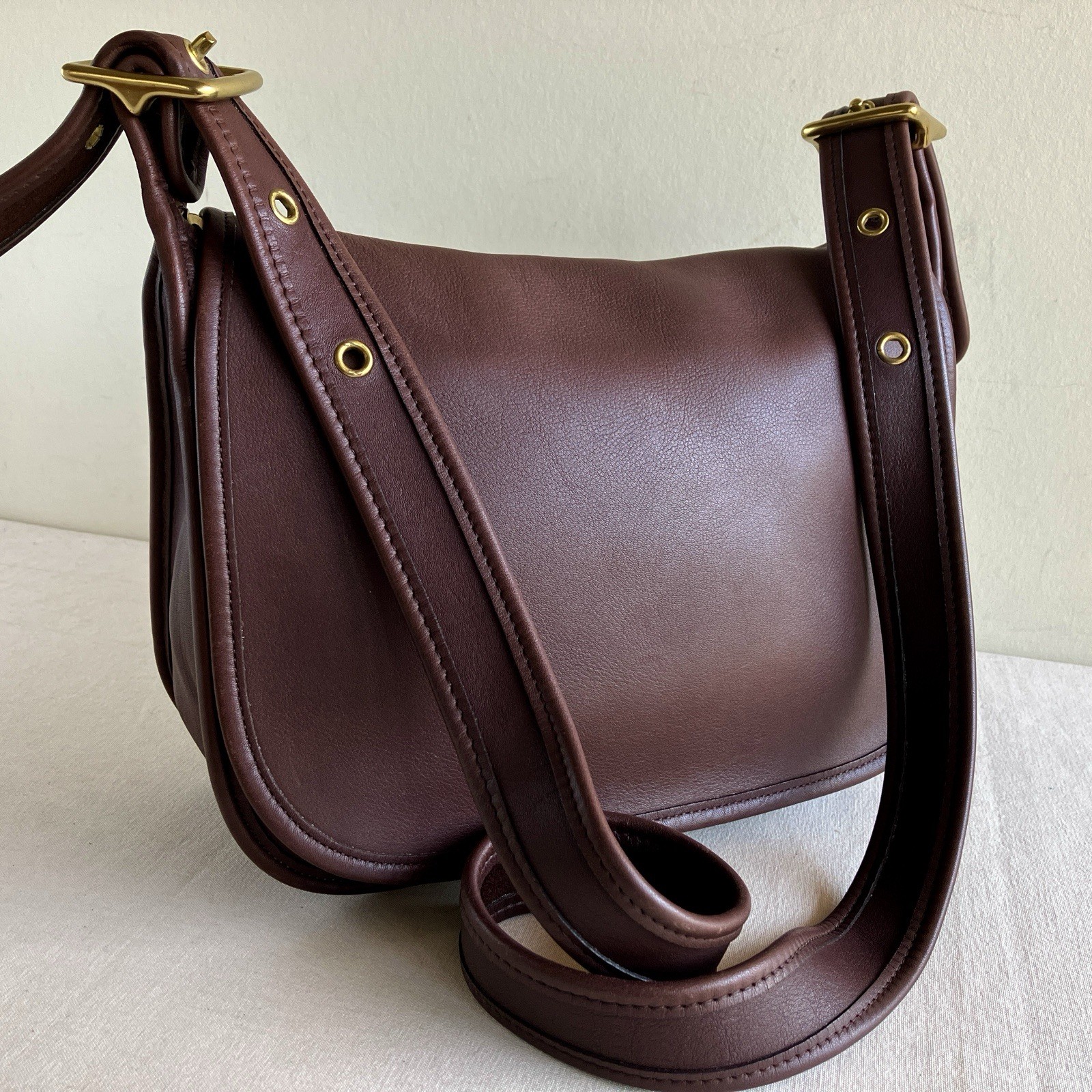 Vintage Coach Patricia’s Legacy 9951 Mahogany Brown Leather Shoulder Bag USA
