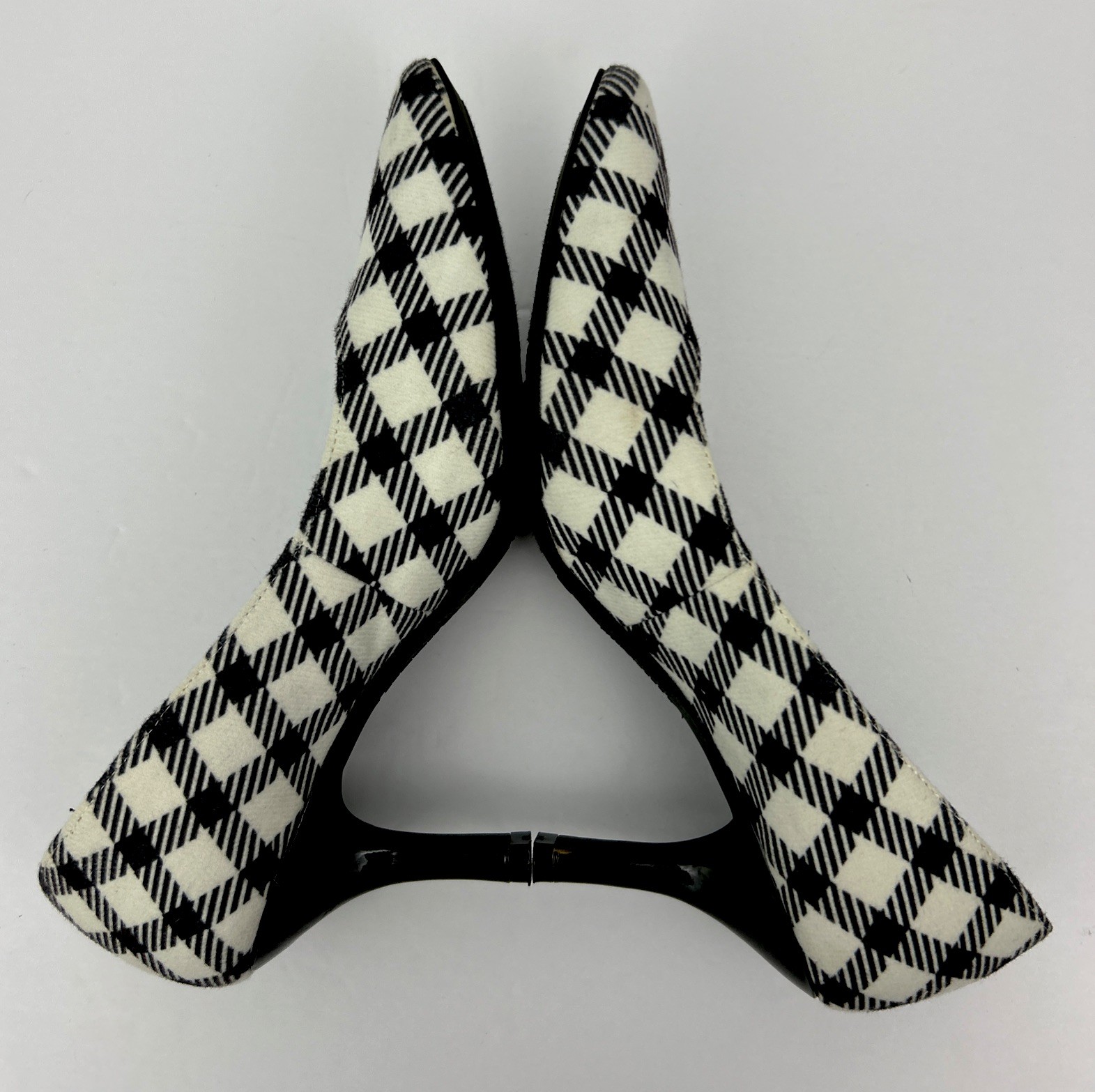 Comfort Plus Predictions Women’s Black & White Pumps Size 8 Wide