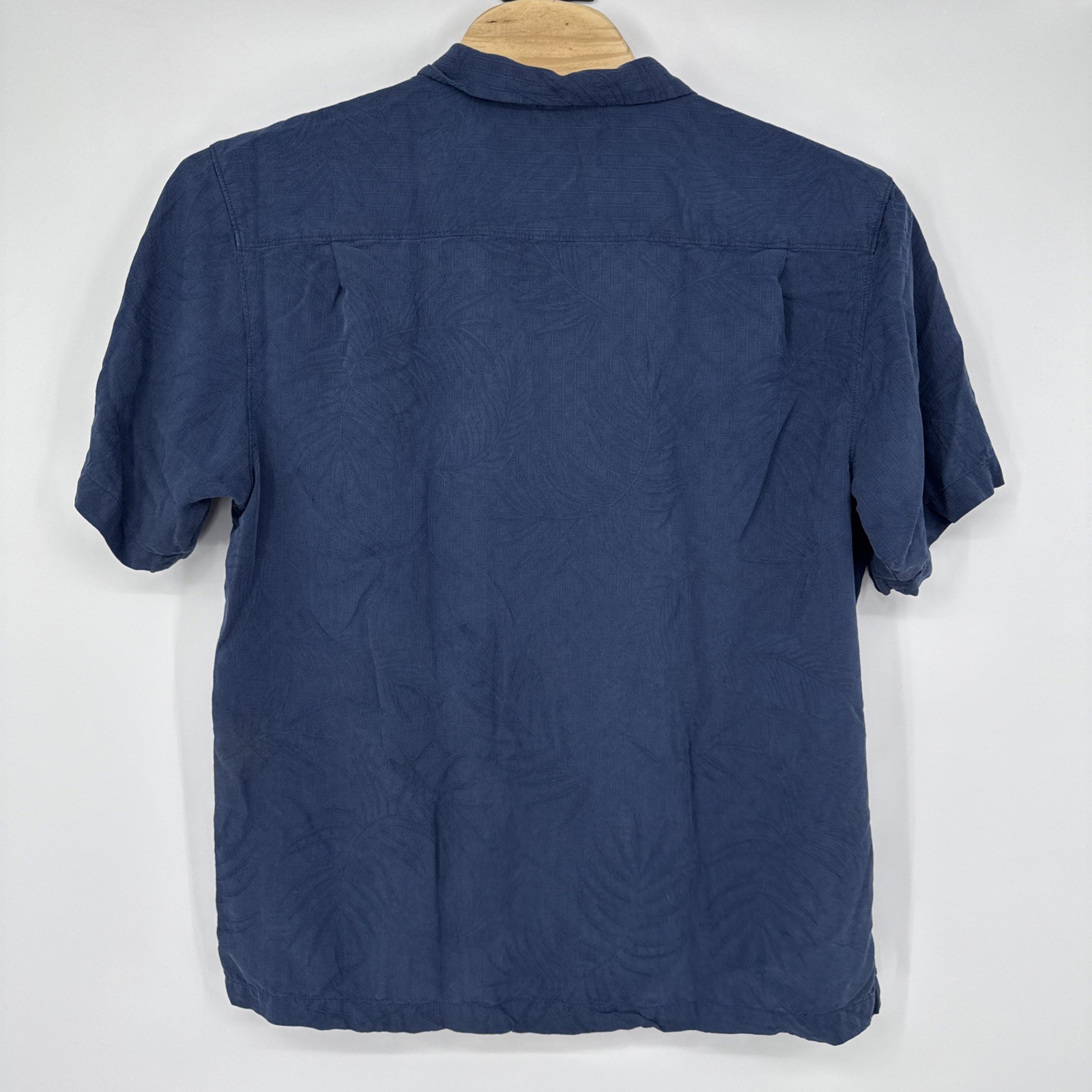 Tommy Bahama 100% Silk Camp Shirt Blue Tonal Palm Tree Jacquard Button Down XL
