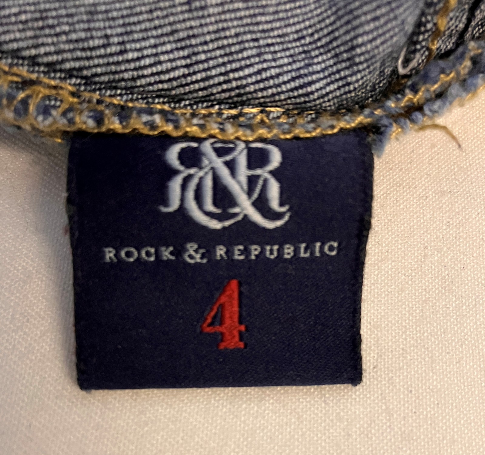 Rock & Republic Stone Washed Mid Rise Blue Cotton Denim Jeans Size 4 EC!