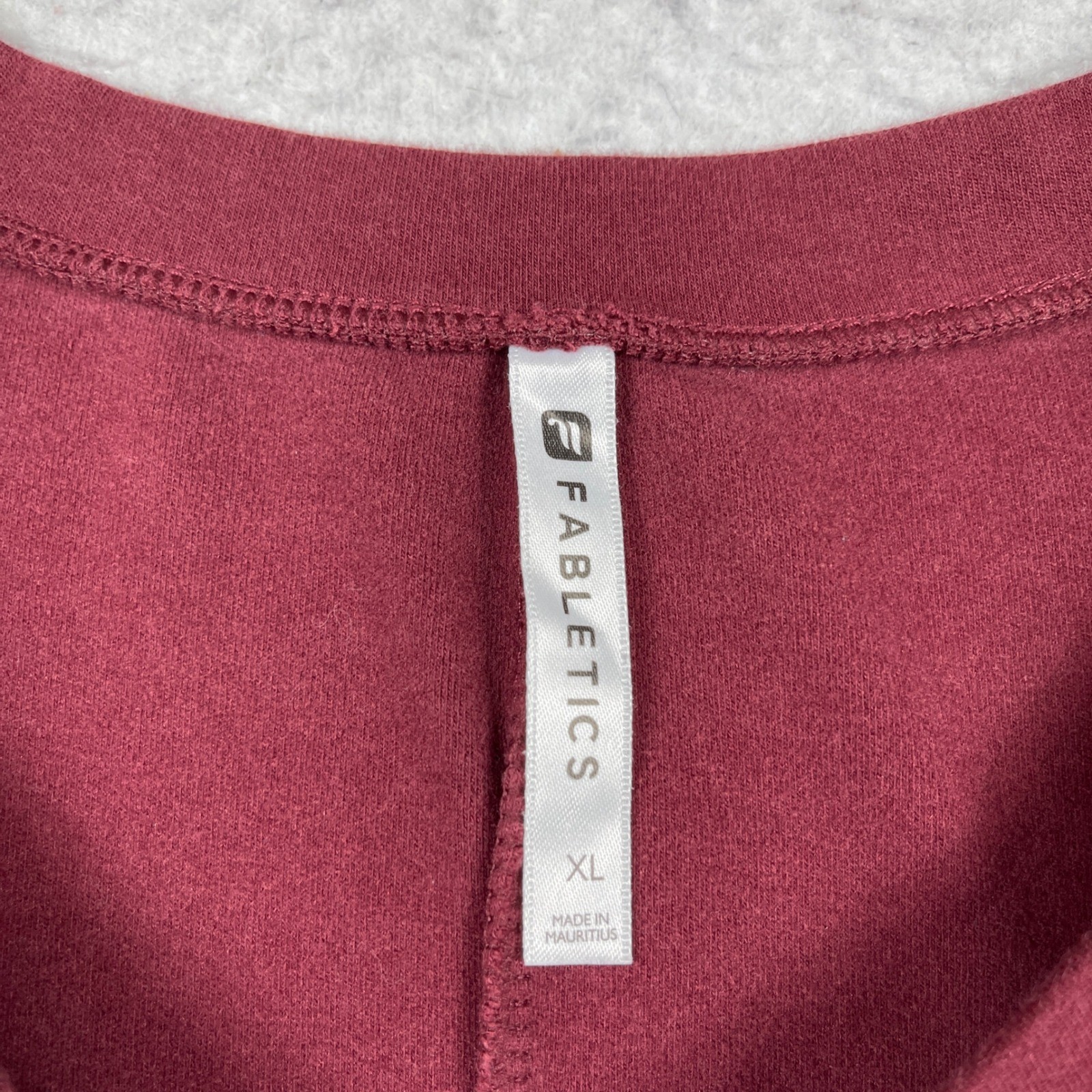 Fabletics Sweatshirt Womens XL Burgundy Cinch Tie Cuff Long Sleeve Athleisure