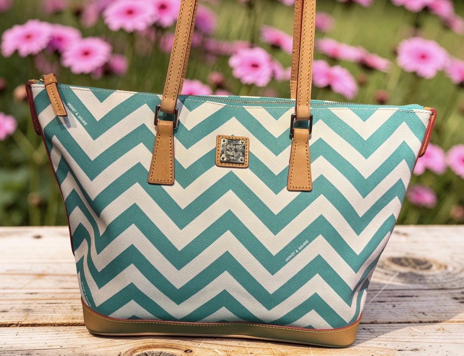 Dooney Bourke Turquoise Spearmint Green Chevron Large Shopper Tote Shoulder Bag