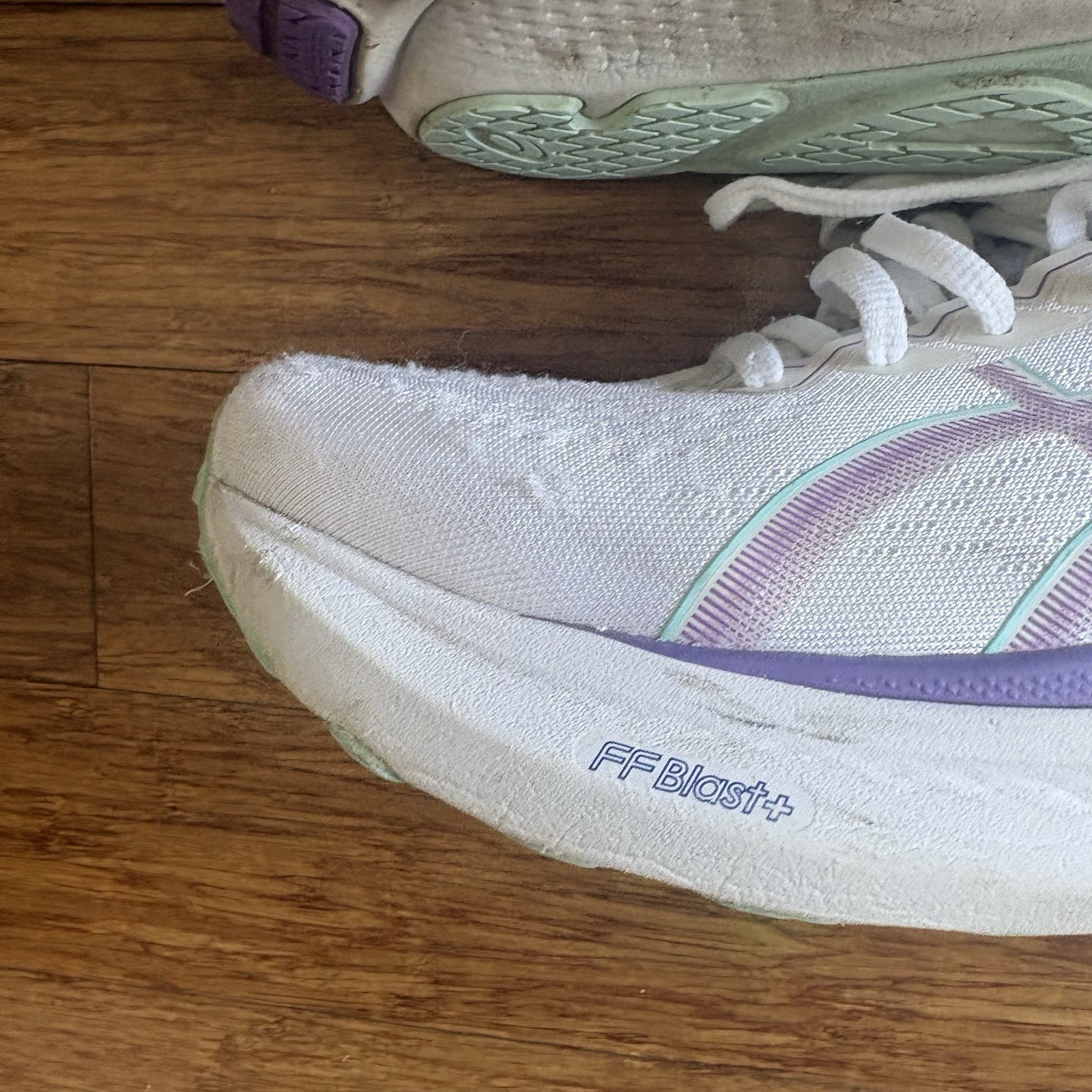 ASICS Gel Kayano 30 100 White And Purple Women’s Running Shoe Size 10
