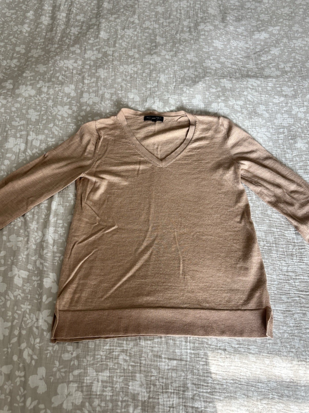 banana republic 100 merino wool sweater women Size M Preppy Academia Minimalist