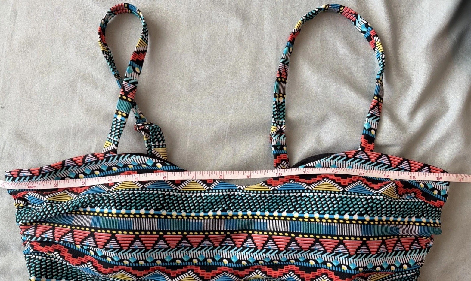 Women’s Multicolor Patterned Flyaway Tankini Top Only, Adjustable Straps, Sz L