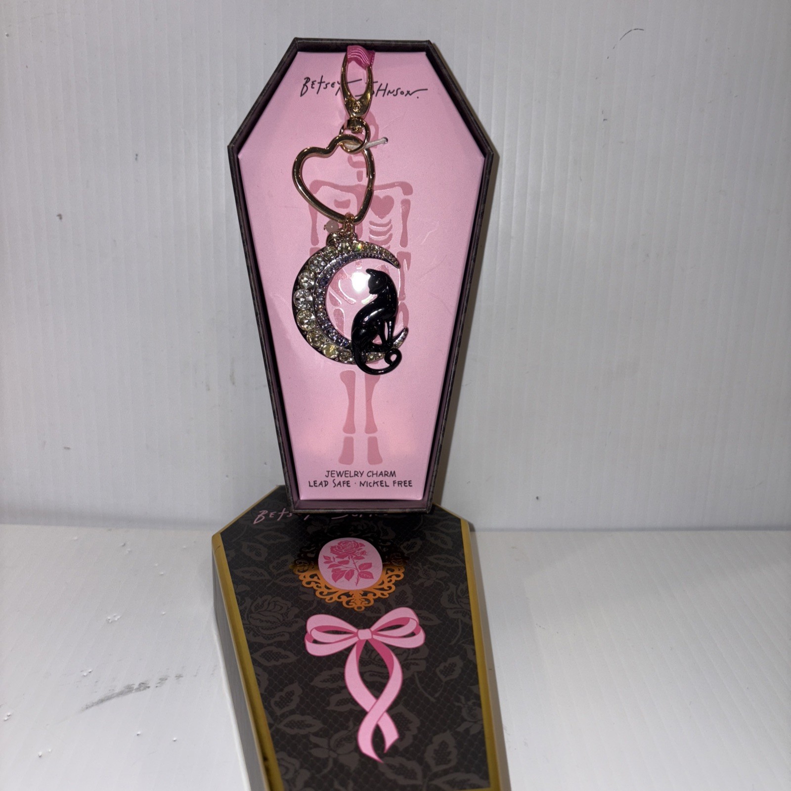 $58 Betsey Johnson Halloween Moon & Black Cat Jewelry Charm Keychain NEW in Box