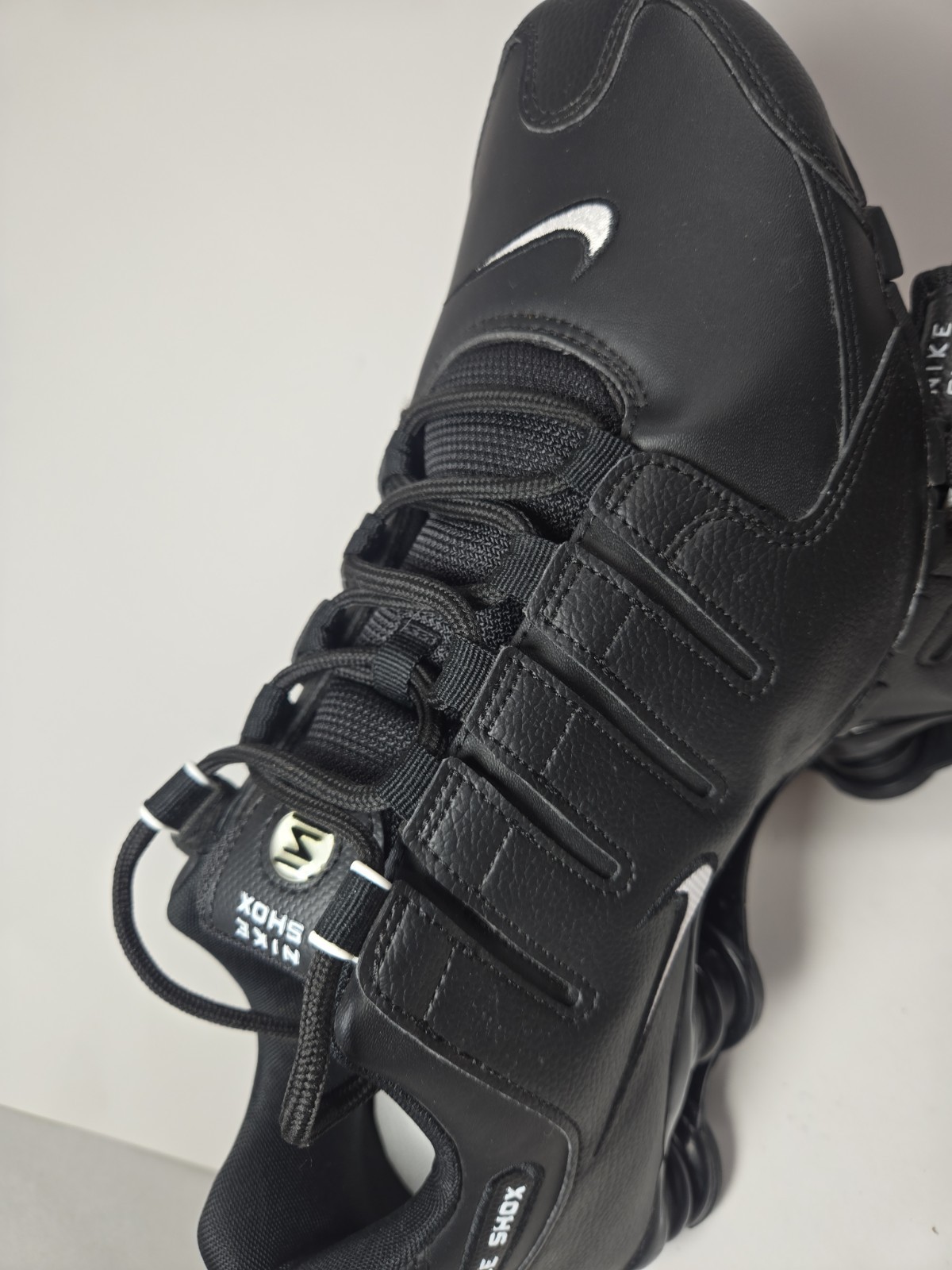 Nike Shox NZ EU Black – White 501524-091 Men’s Size 13 UK 12 EUR 47.5 Worn Once