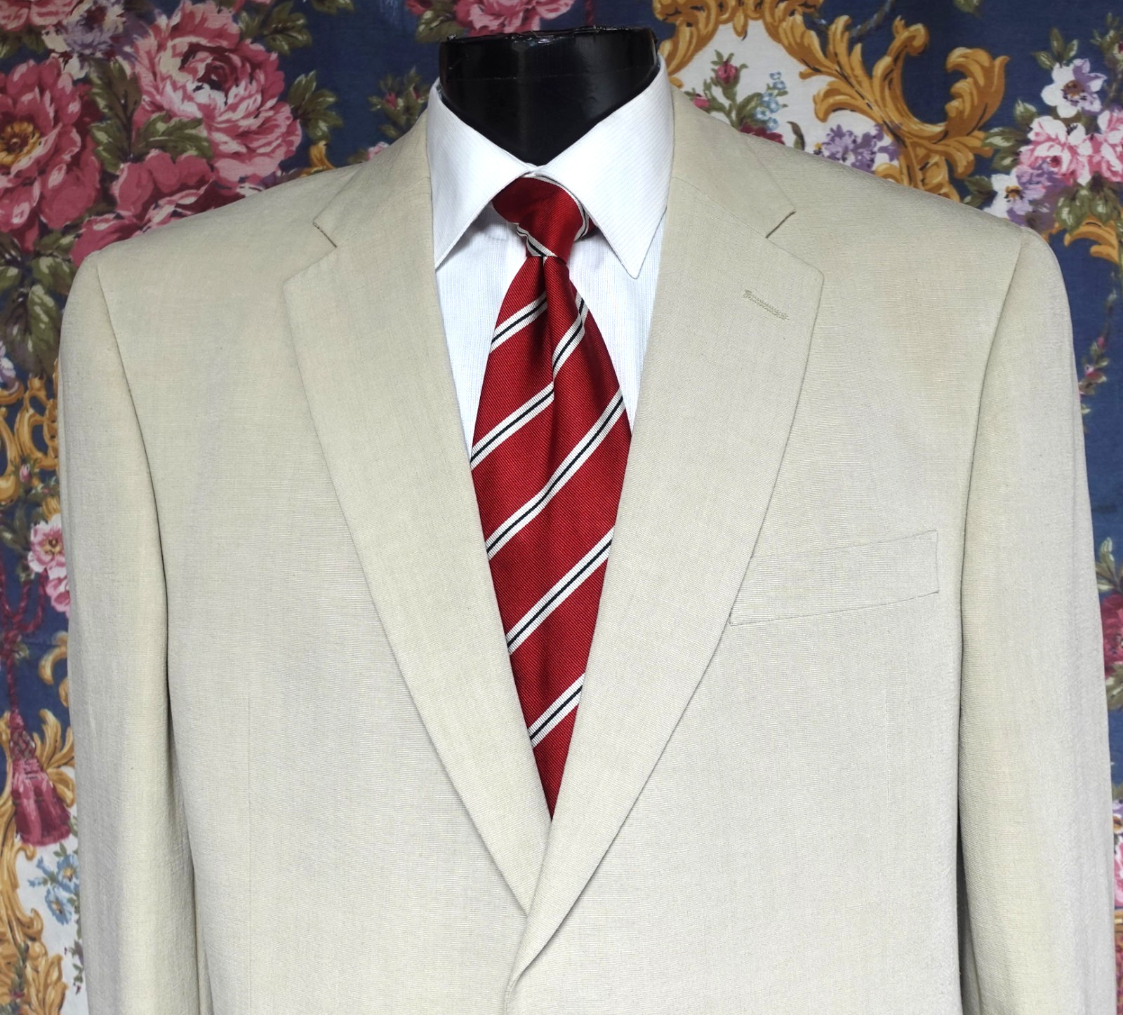 Axcess Classic-Fit Beige Suit 46R