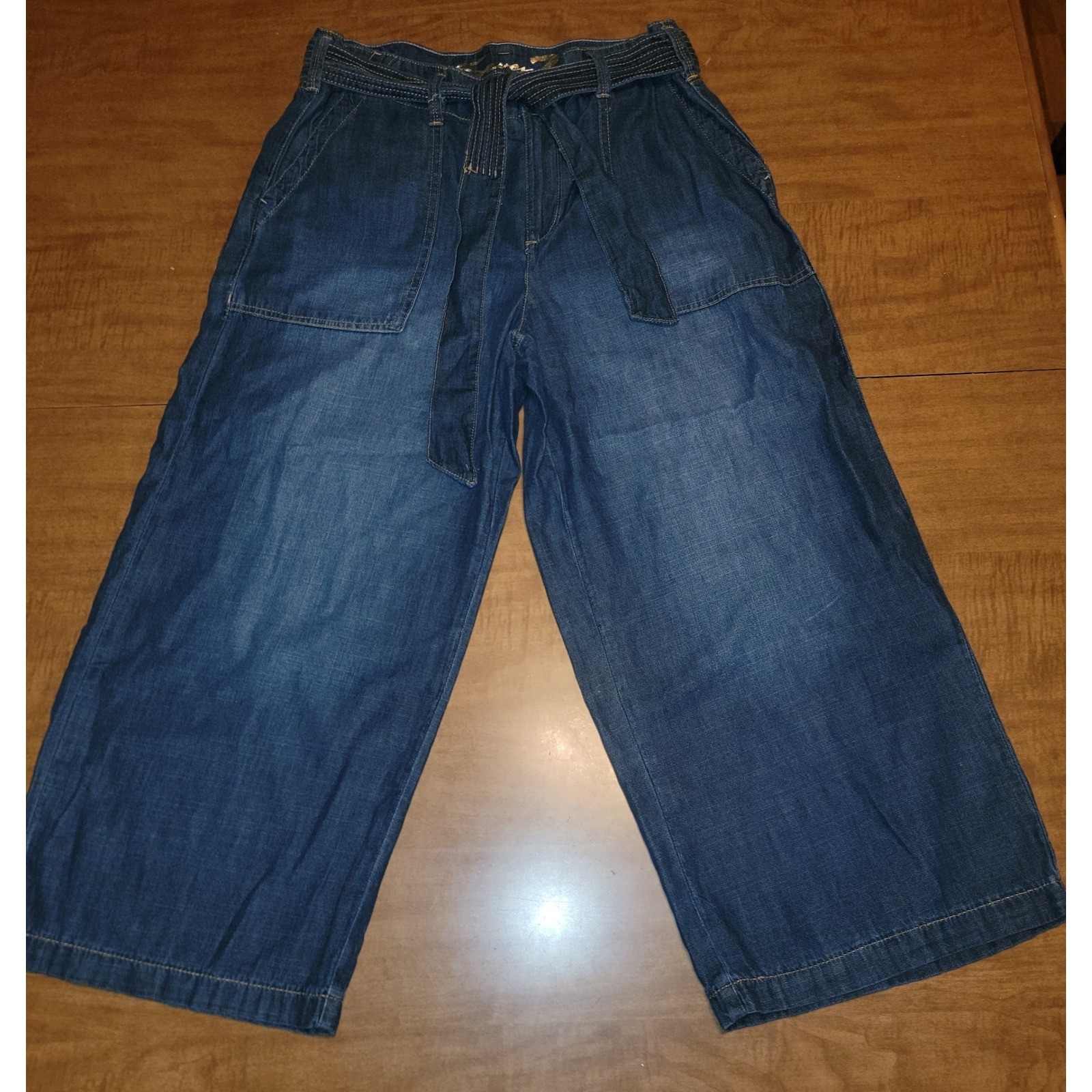 Women’s NWT Seven 7 Wide Leg 12 Blue Denim Gaucho Pants Capris Pockets Belt WJ4
