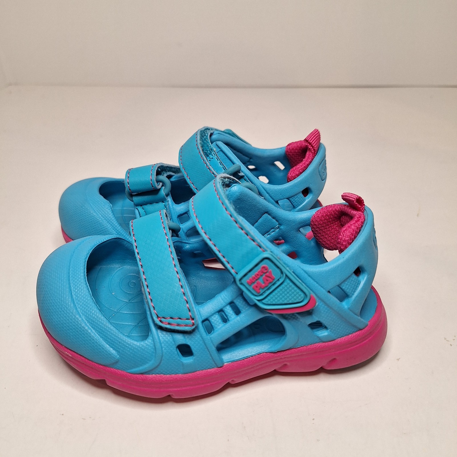 Stride Rite Sandals Girls Size 7 Blue Made 2 Play Phibian Strappy Closed Toe