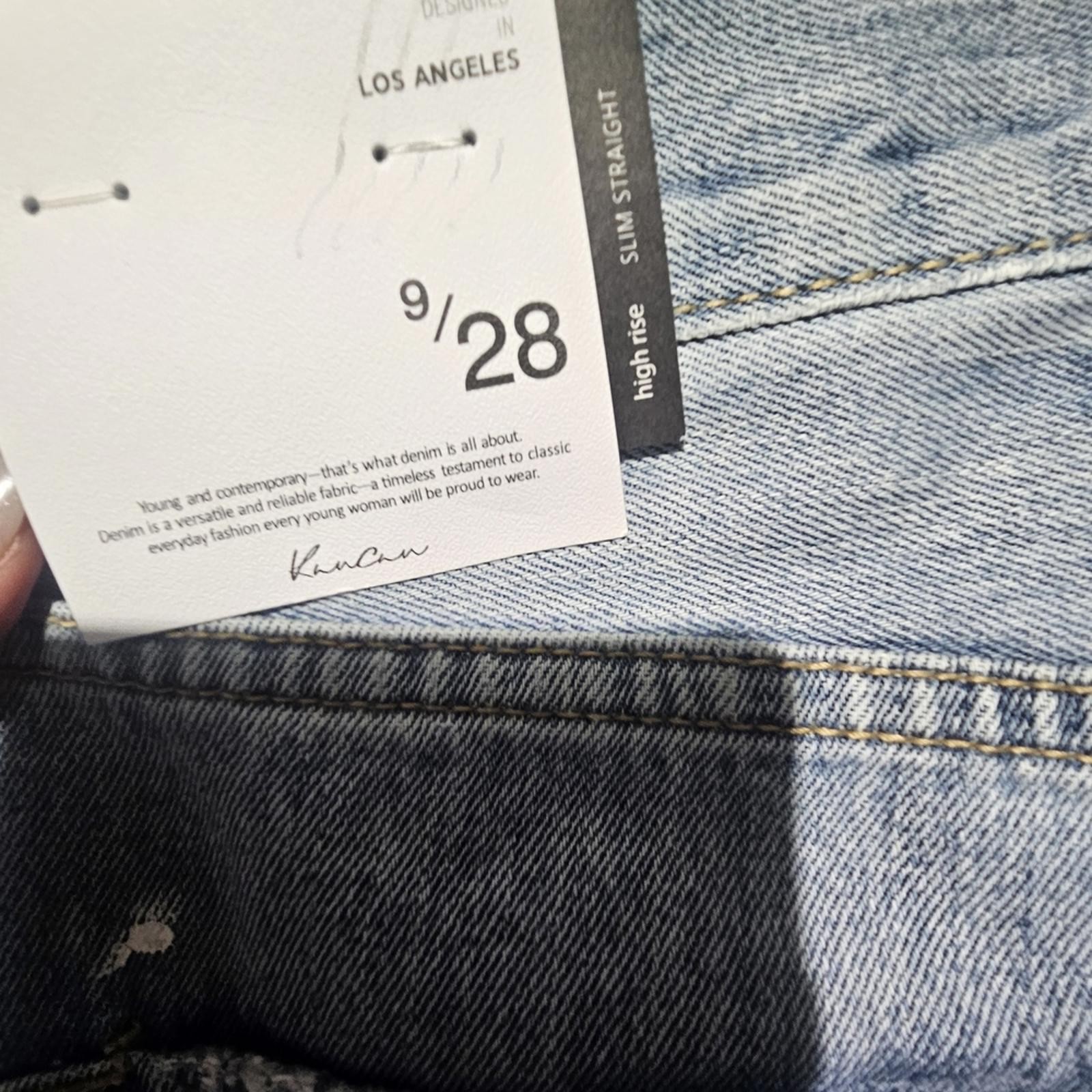 KanCan NWT Light Blue Distressed High Rise Slim Straight Waist 29 Inseam 29