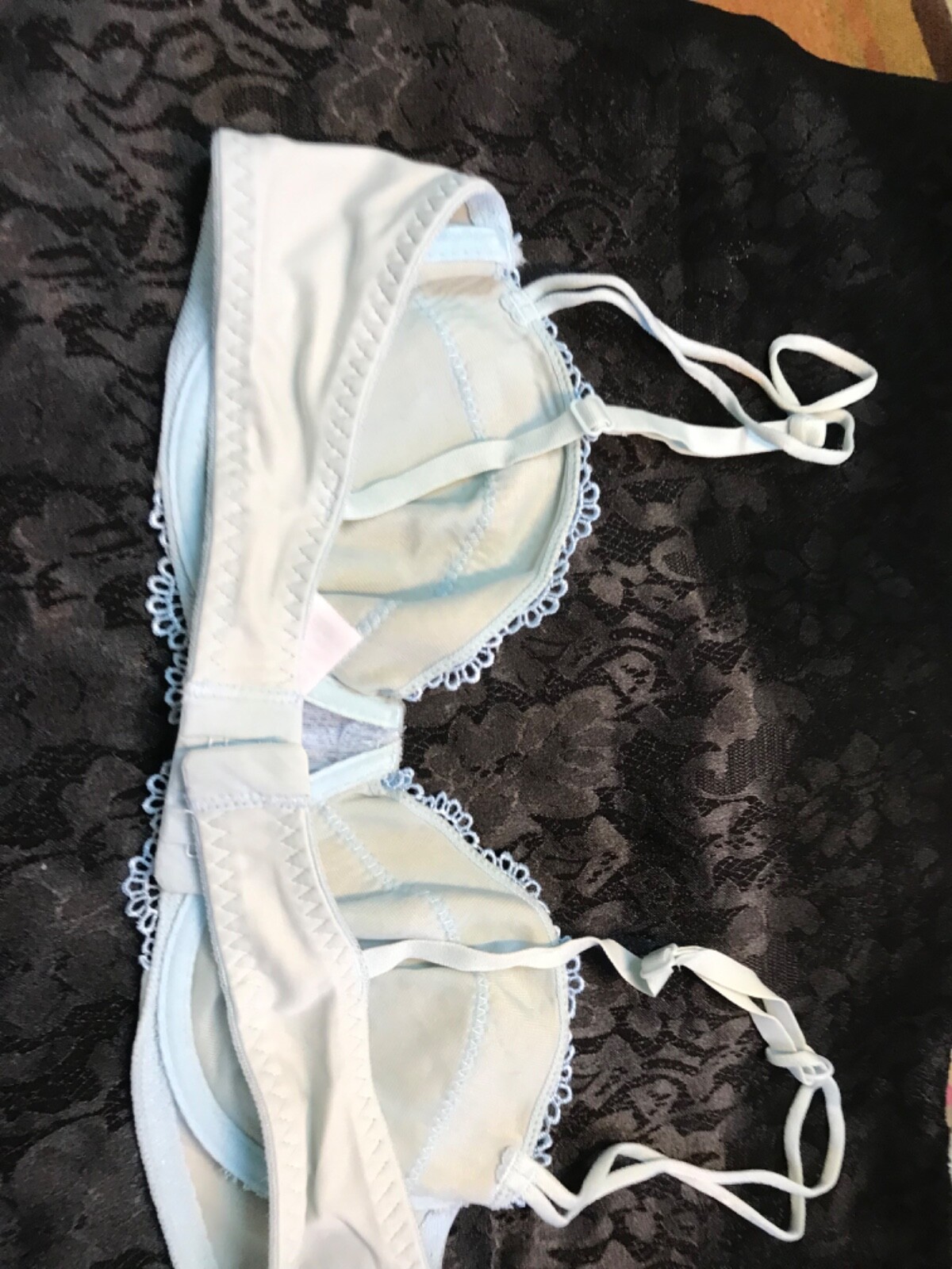 Bra Unbrandedd Size us 34b it2b eu75b underwired unpaded blue white