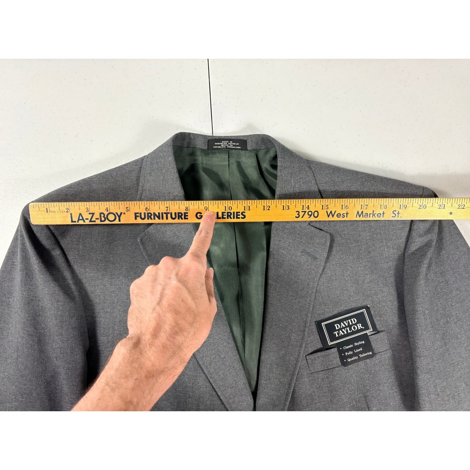 Vtg David Taylor Mens Gray Wool Blend Blazer Sport Coat 44R Gold Buttons NEW NWT